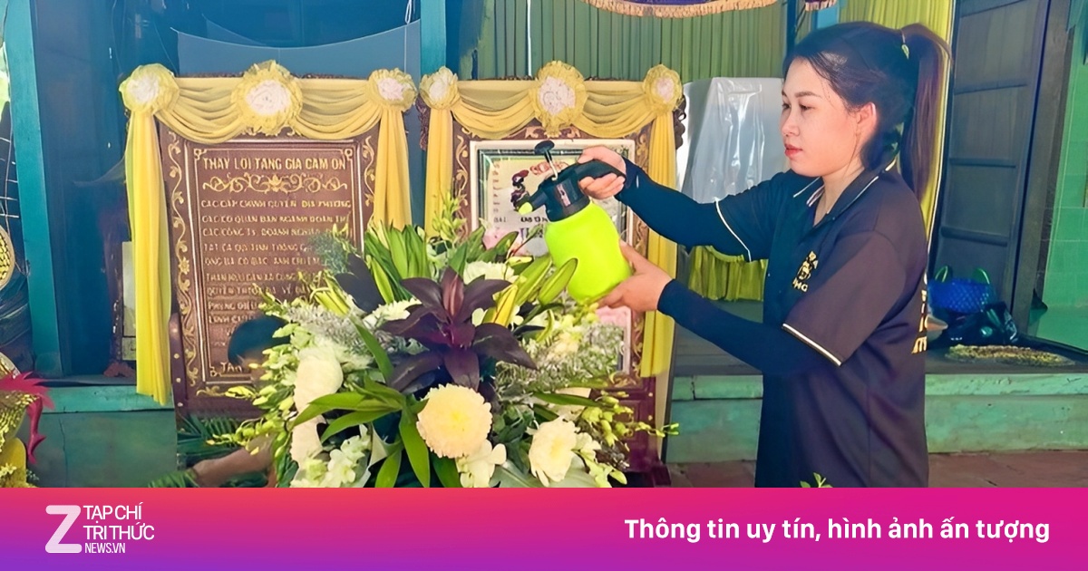 Cô gái miền Tây làm nghề 'rờn rợn', kể chuyện xót xa ở 1 gia đình