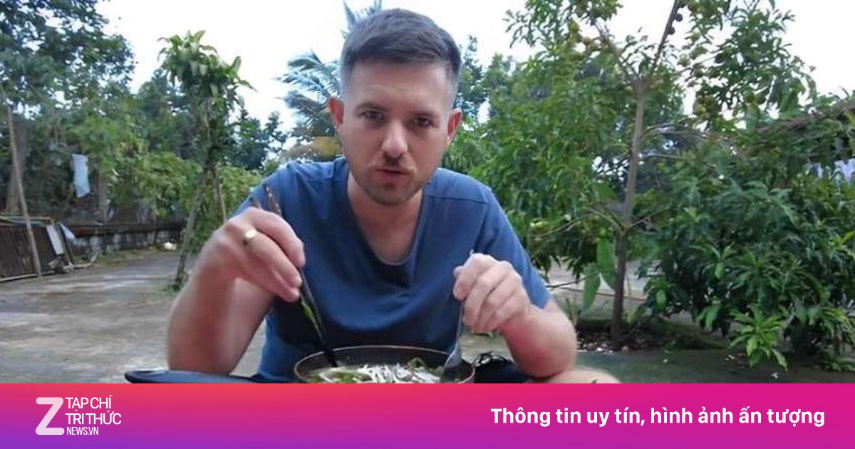 Đầu bếp Mỹ ở lại Việt Nam gần 2 thập kỷ chỉ sau một tô bún bò Huế