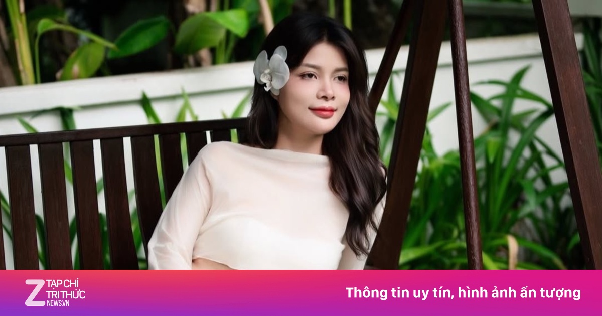 Nhan sắc cô gái được HLV trưởng CLB Quảng Nam quỳ gối cầu hôn
