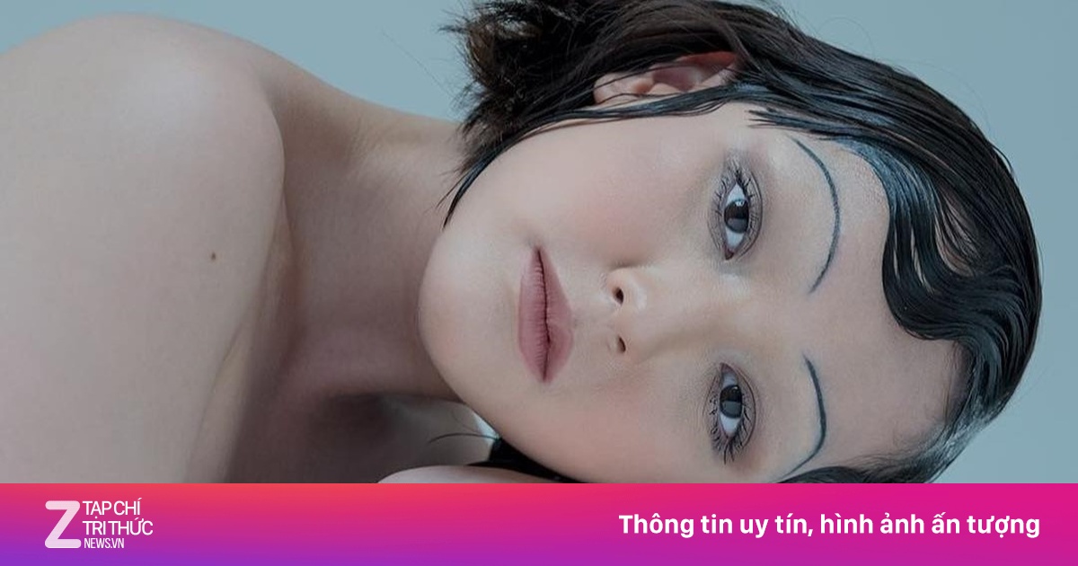 Thấy gì khi Hải Tú bị công kích vì chụp ảnh khỏa thân