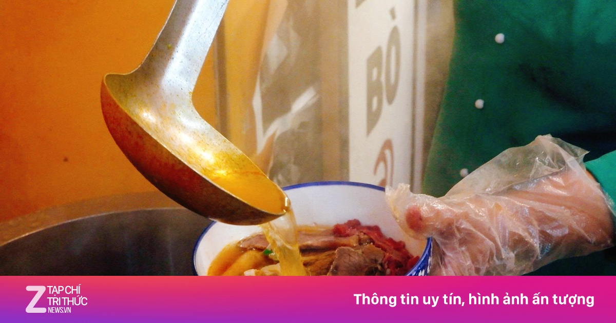 Bún bò, matcha latte ở TP.HCM đồng loạt tăng giá