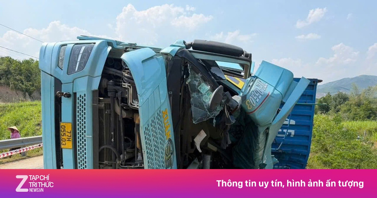 Container lấn làn gây tai nạn thảm khốc, 3 người tử vong tại Đắk Lắk