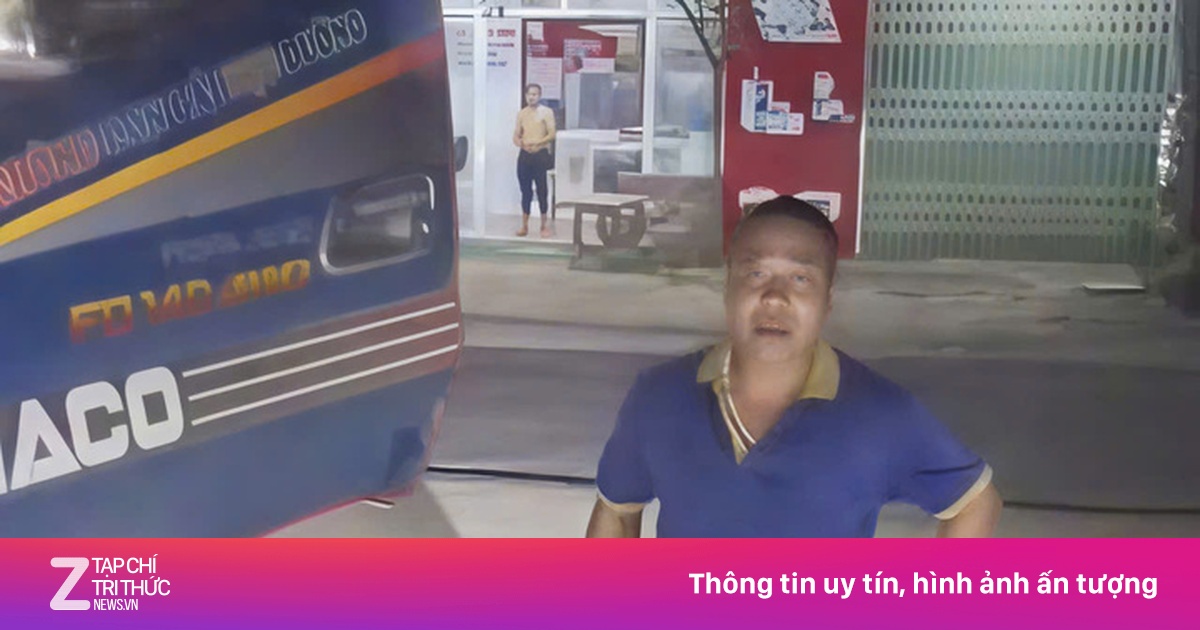 Tài xế xe tải BKS 98C-247.56 cầm dao chặn đầu xe, dọa chém người