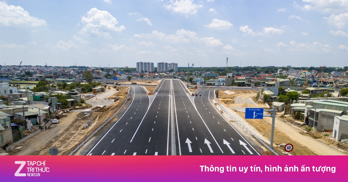 Cao tốc Biên Hòa - Vũng Tàu sắp thông xe nhưng vướng đường điện cao thế