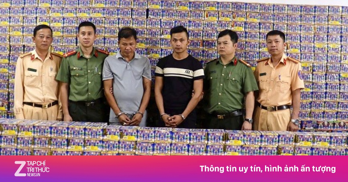 Công an nổ súng trấn áp hai đối tượng dùng ôtô chuyển 1,5 tấn hàng cấm