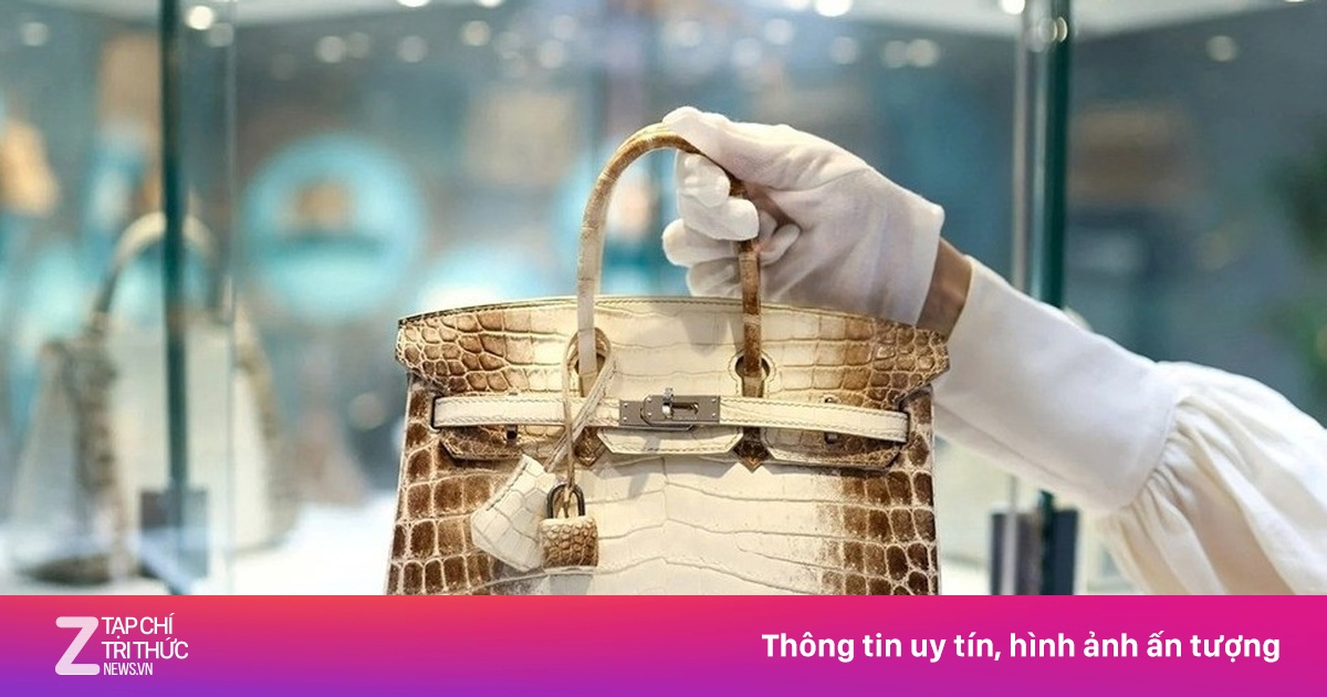 Thấy gì khi danh sách 'chờ mua' túi Birkin, đồng hồ Rolex ngắn lại