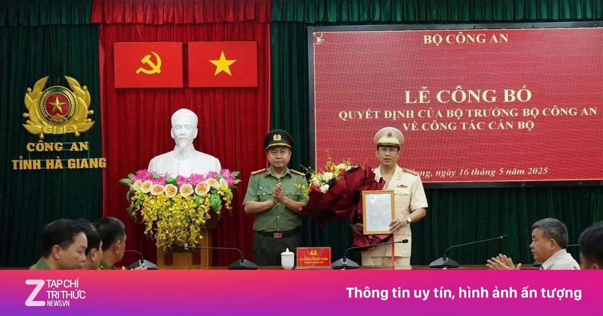 Công bố quyết định của Bộ trưởng Công an về công tác cán bộ