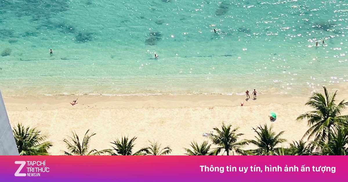 Ảnh chụp bãi biển Nha Trang từ trên cao bất ngờ 'hot' mạng xã hội