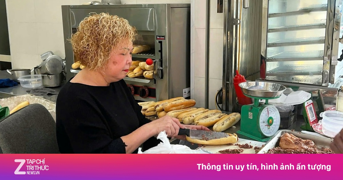 Hàng pate Cột Đèn chính gốc Hải Phòng: 'Khách giảm một nửa'