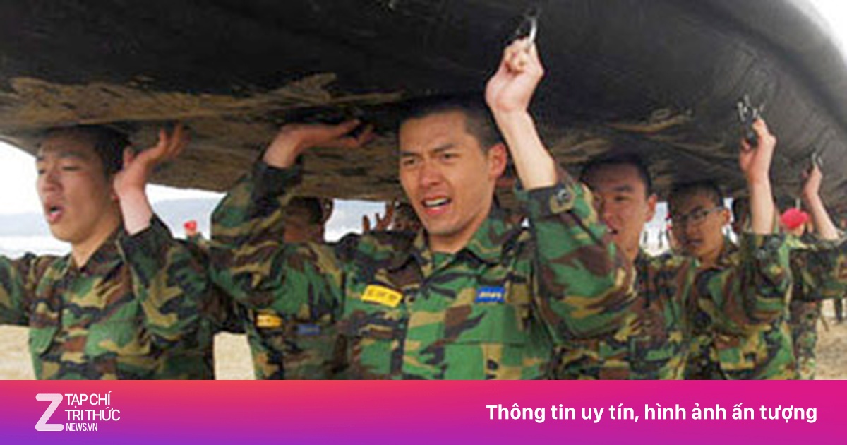 Hình ảnh Hyun Bin gian khổ trong quân ngũ - Phim ảnh - ZNEWS.VN