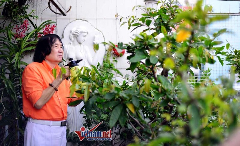 NSUT Minh Vuong noi ve dan ba va hau toa anh 2
