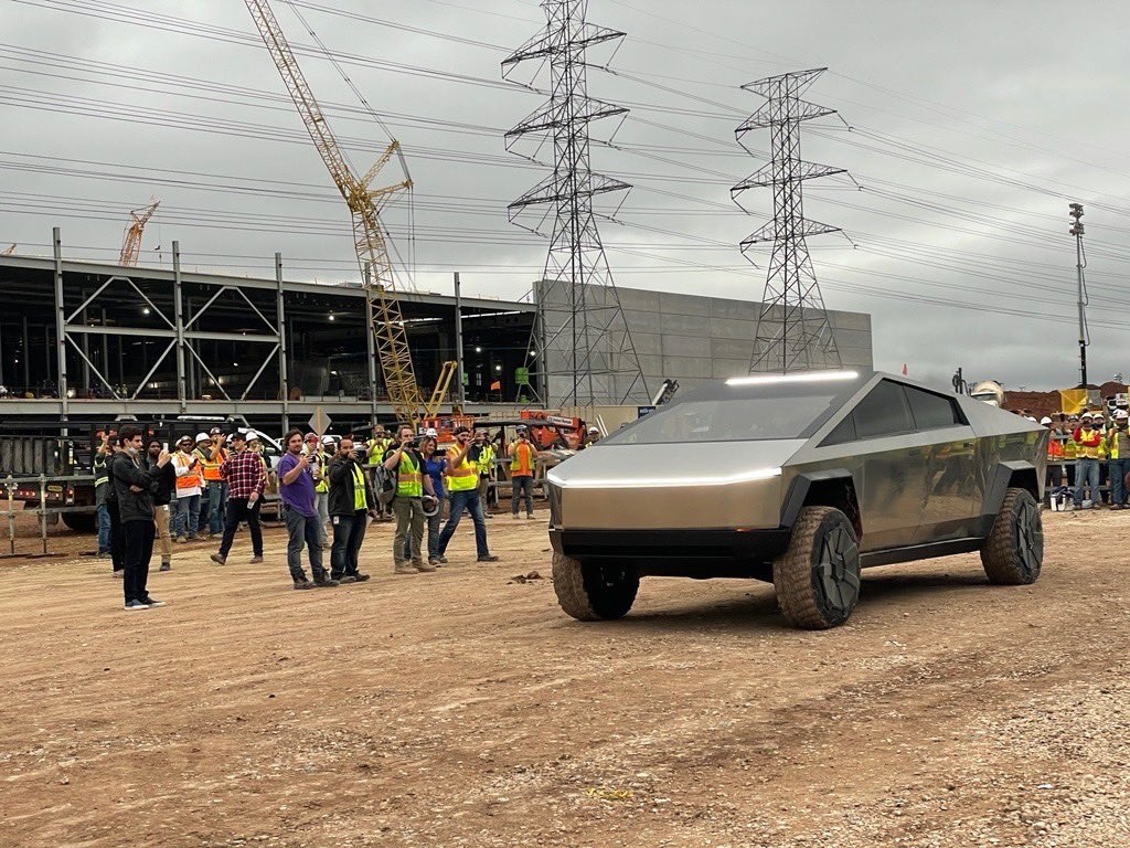 Tesla Cybertruck anh 2