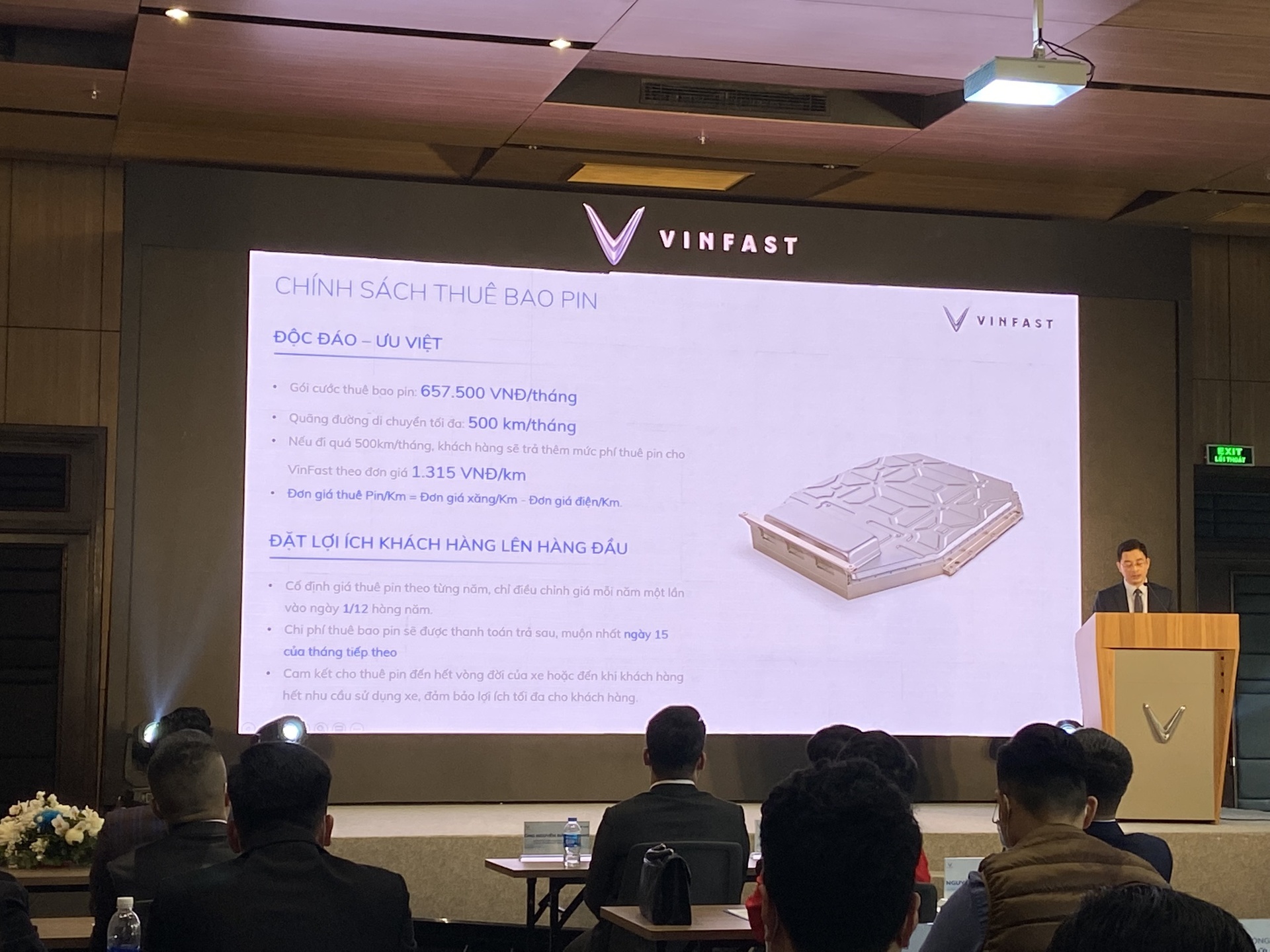 VinFast VF e34 anh 2