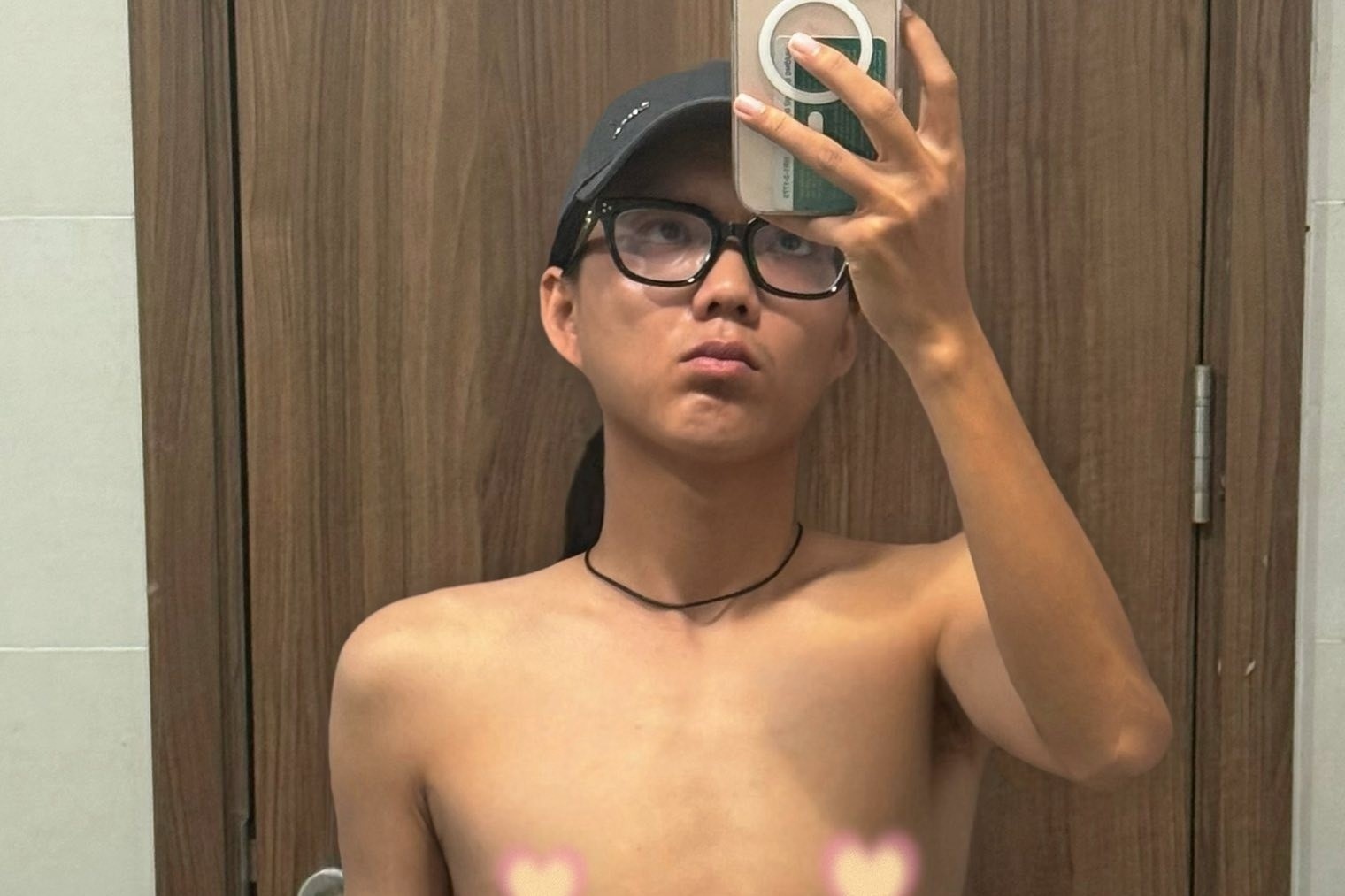 pham thoai hien tai anh 3