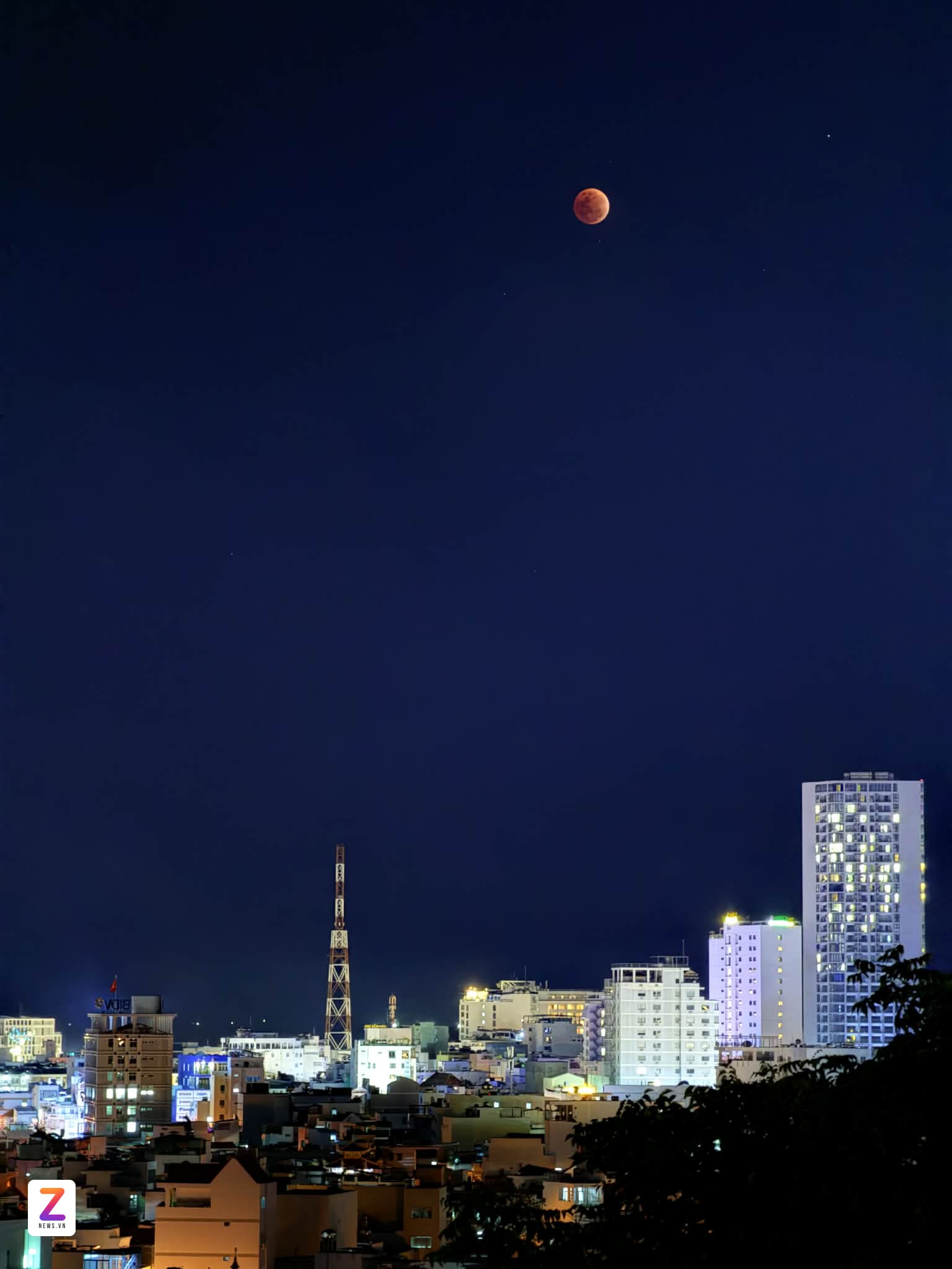 trăng máu ảnh 4 trang mau anh 4