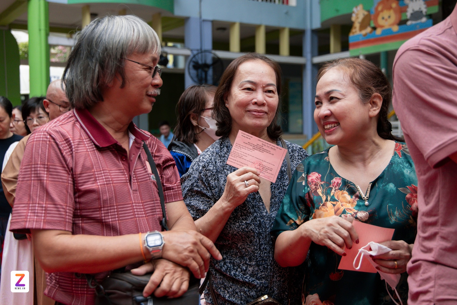 ຜູ້ຊາຍຖືພາ 14