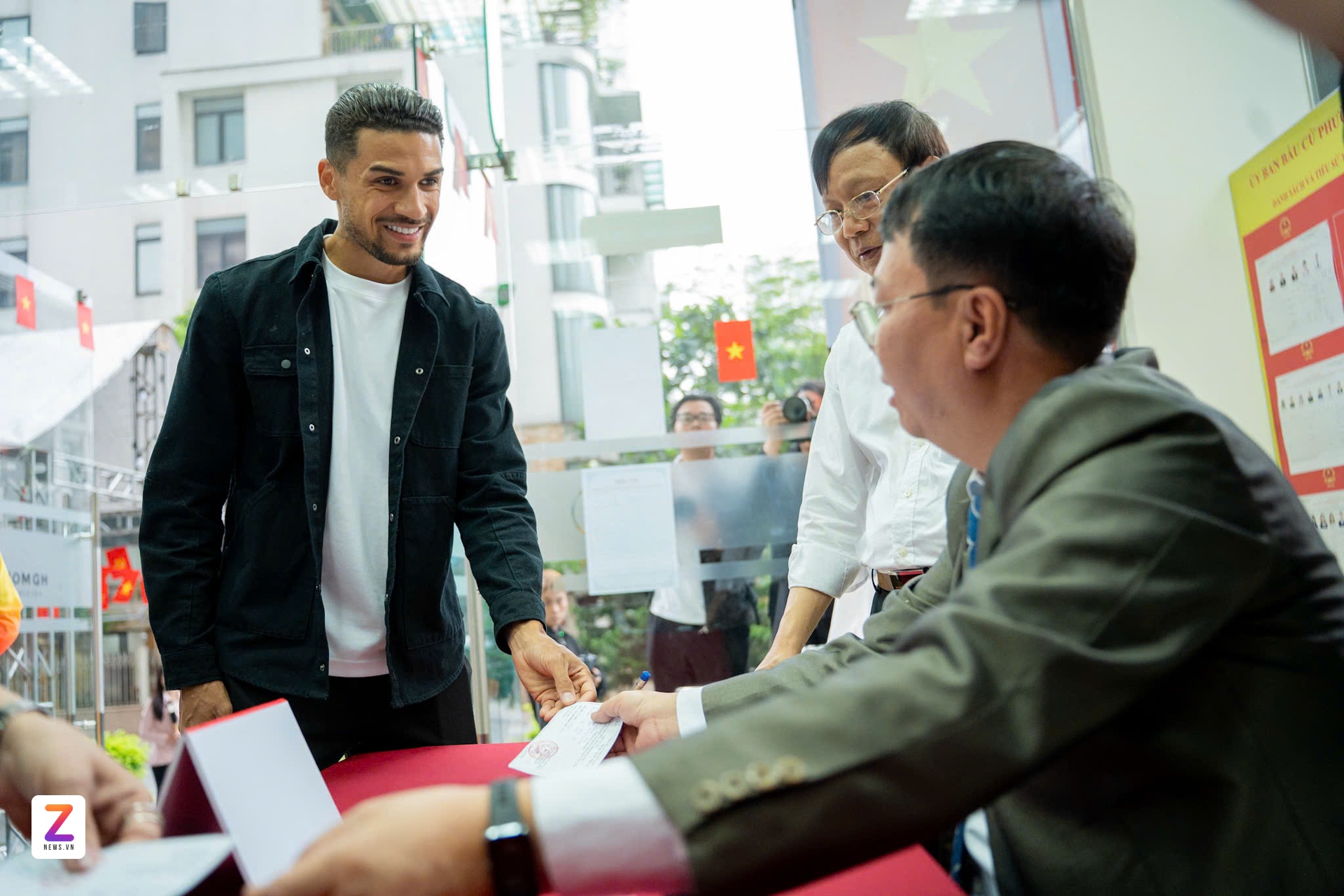 ບາວກູອານ 8