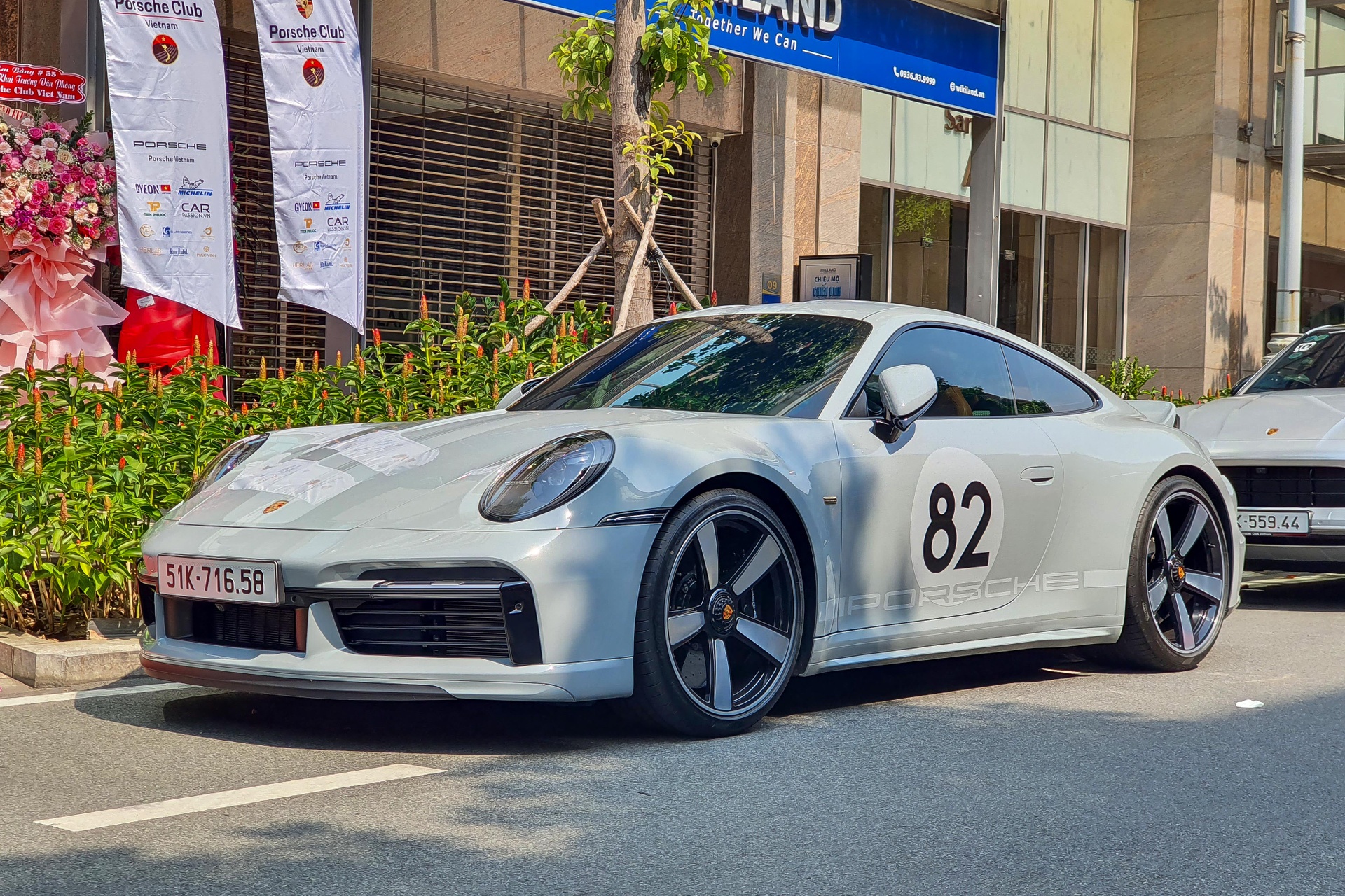 cuong do la,  nguyen quoc cuong,  porsche,  911,  porsche 911,  911 sport classic,  sieu xe,  porsche 911 sport classic anh 3
