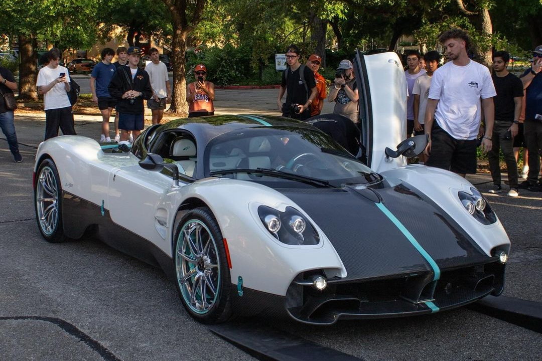 pagani,  utopia,  huayra,  sieu xe,  hypercar,  trieu hoi,  pagani trieu hoi anh 2