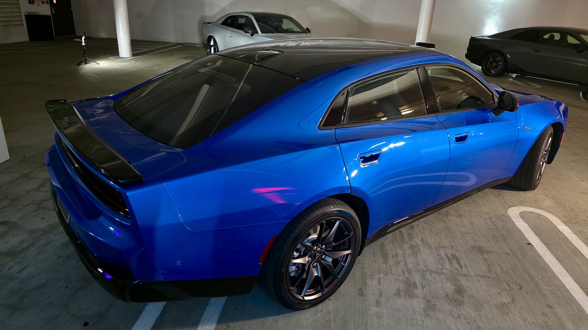 dodge,  charger,  ev,  dodge charger,  challenger,  xe co bap anh 10