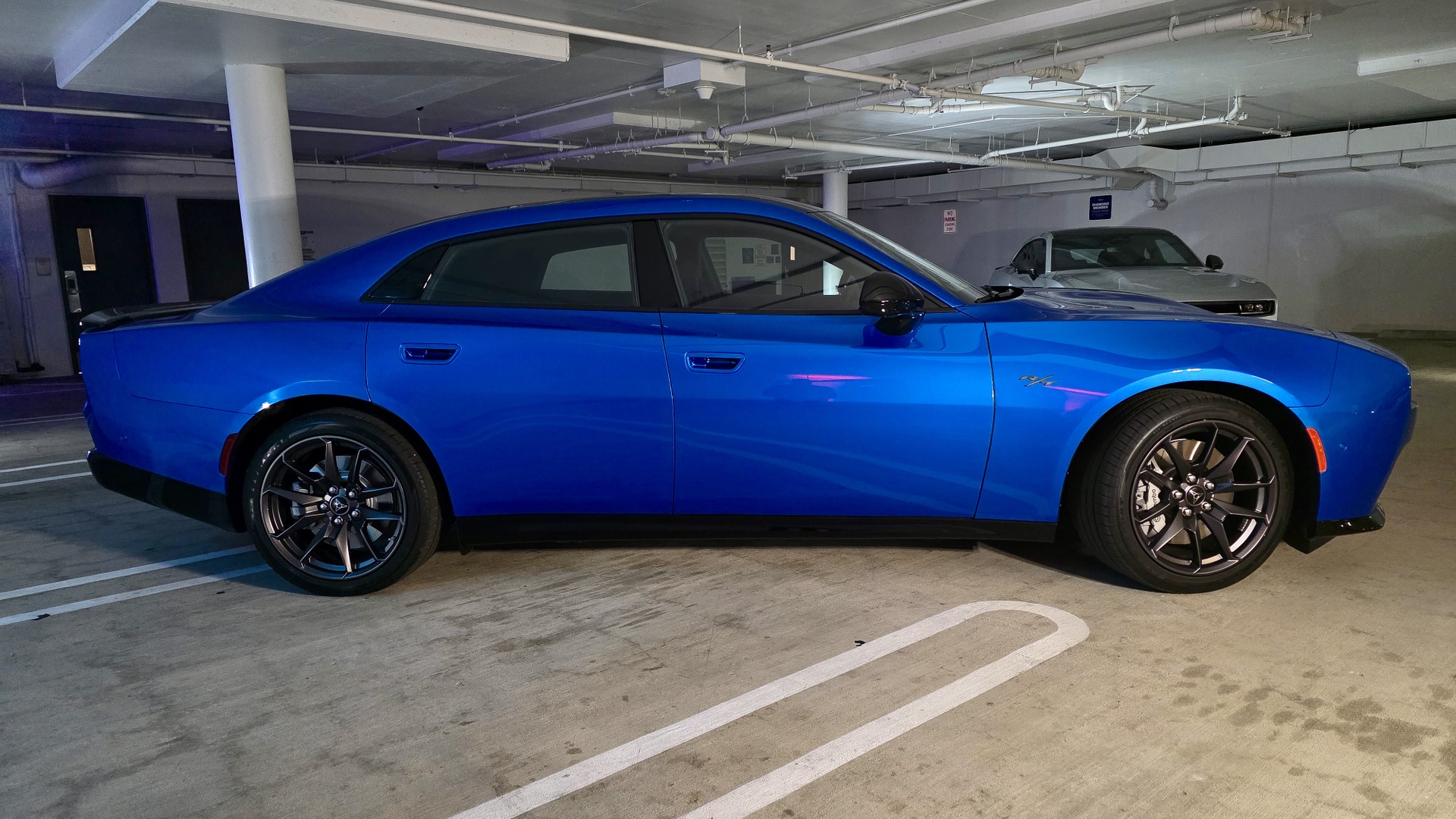 dodge,  charger,  ev,  dodge charger,  challenger,  xe co bap anh 4