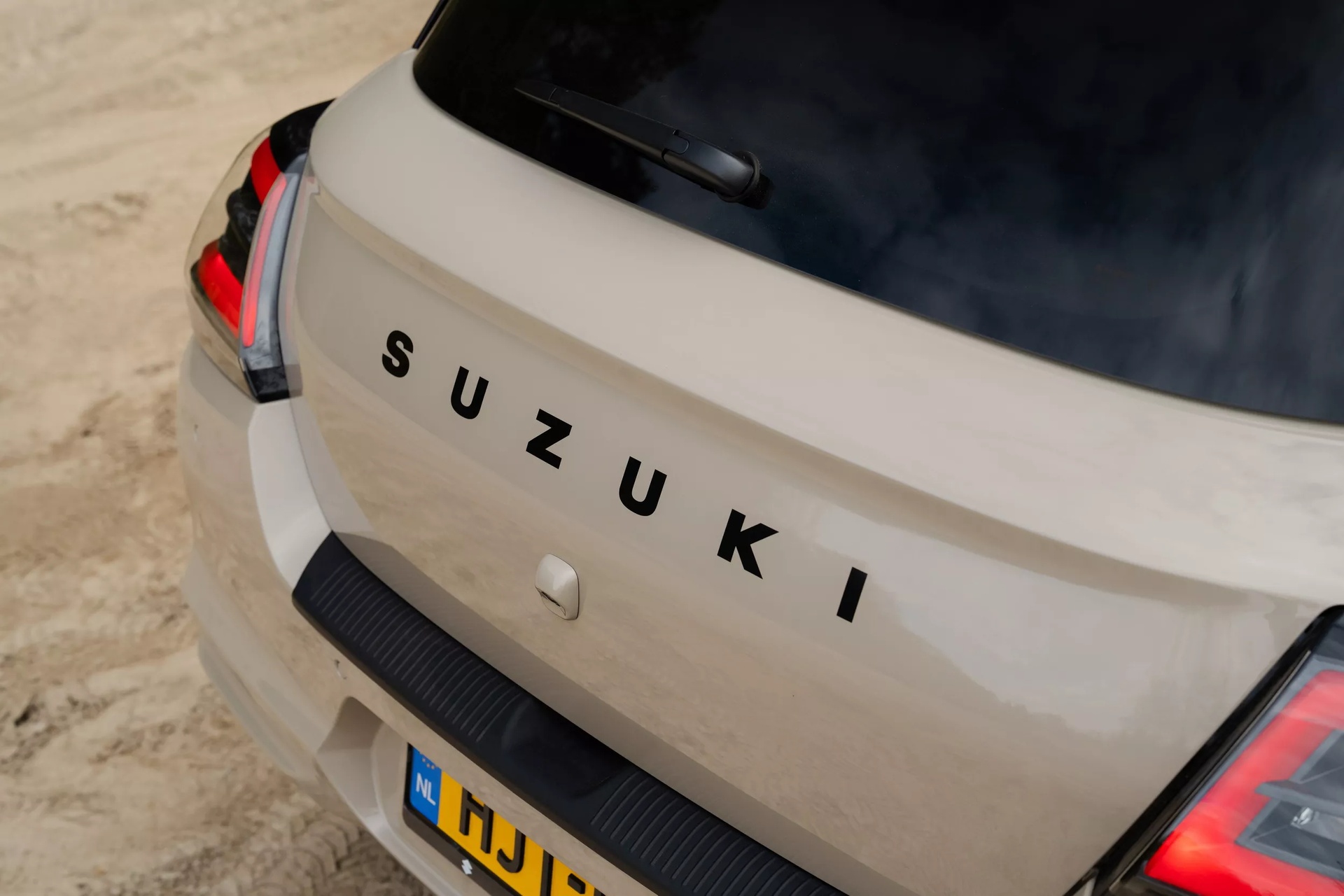 suzuki,  swift,  allgrip,  suzuki swift,  swift allgrip fx,  suzuki swift allgrip fx,  dia hinh,  off-road,  ha lan anh 6