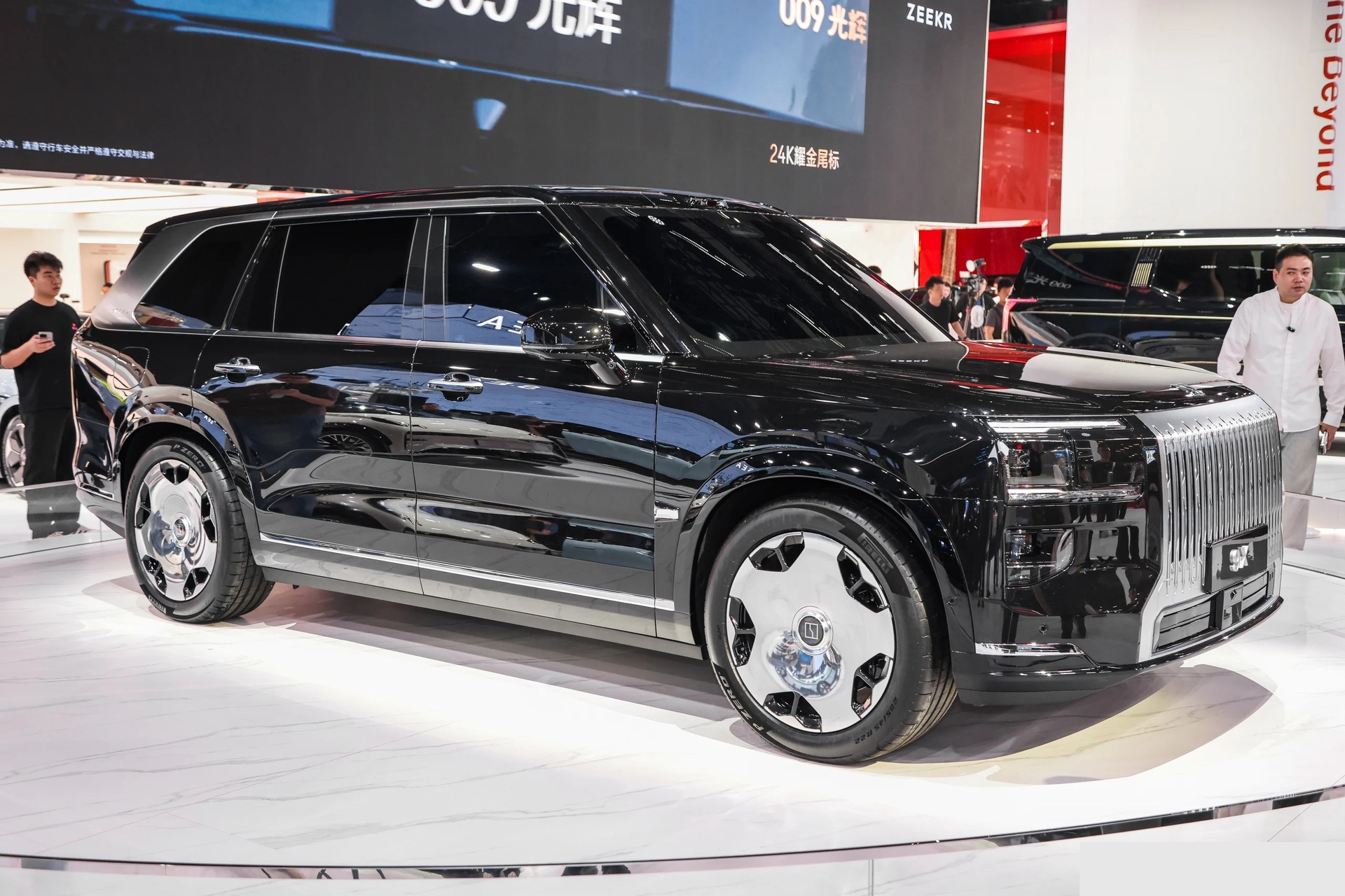zeekr,  9x,  zeekr 9x,  7x,  zeekr 7x,  suv,  cullinan,  rolls-royce,  rolls-royce cullinan,  hybrid,  xe dien,  trung quoc,  thuong hai anh 15