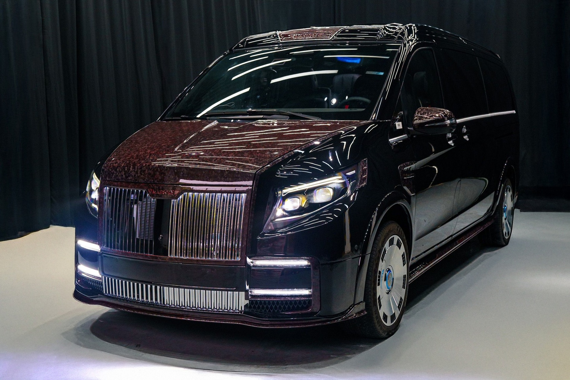 mpv,  xe do,  mansory,  mansory v-class,  trung quoc,  thuong hai,  trien lam oto,  mercedes,  mercedes-benz anh 2