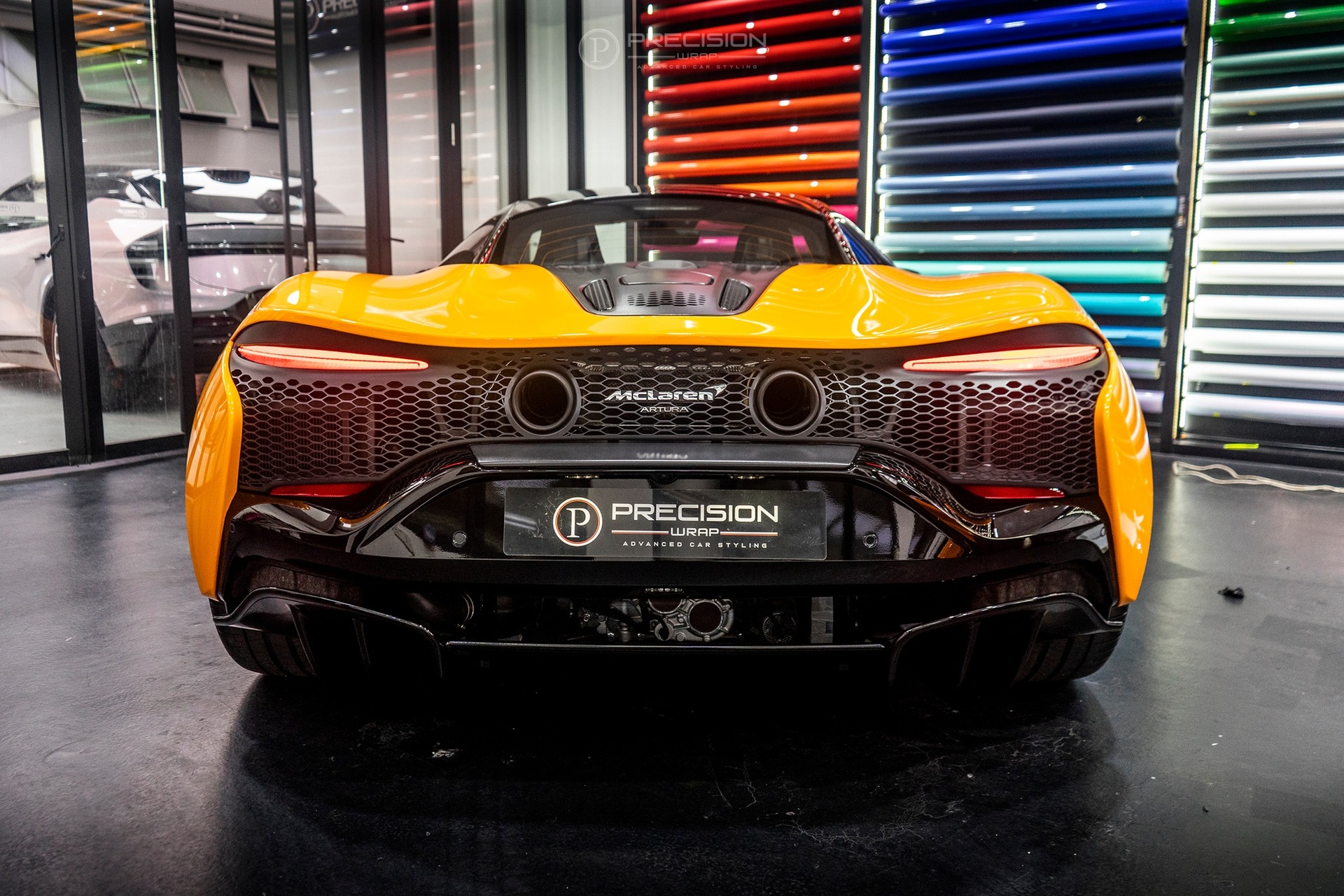 sieu xe,  mclaren,  mclaren artura,  artura,  f1,  mclaren f1,  f1 mclaren,  singapore,  MCL38 Celebration Edition,  artura MCL38 Celebration Edition,  mcl38 anh 8