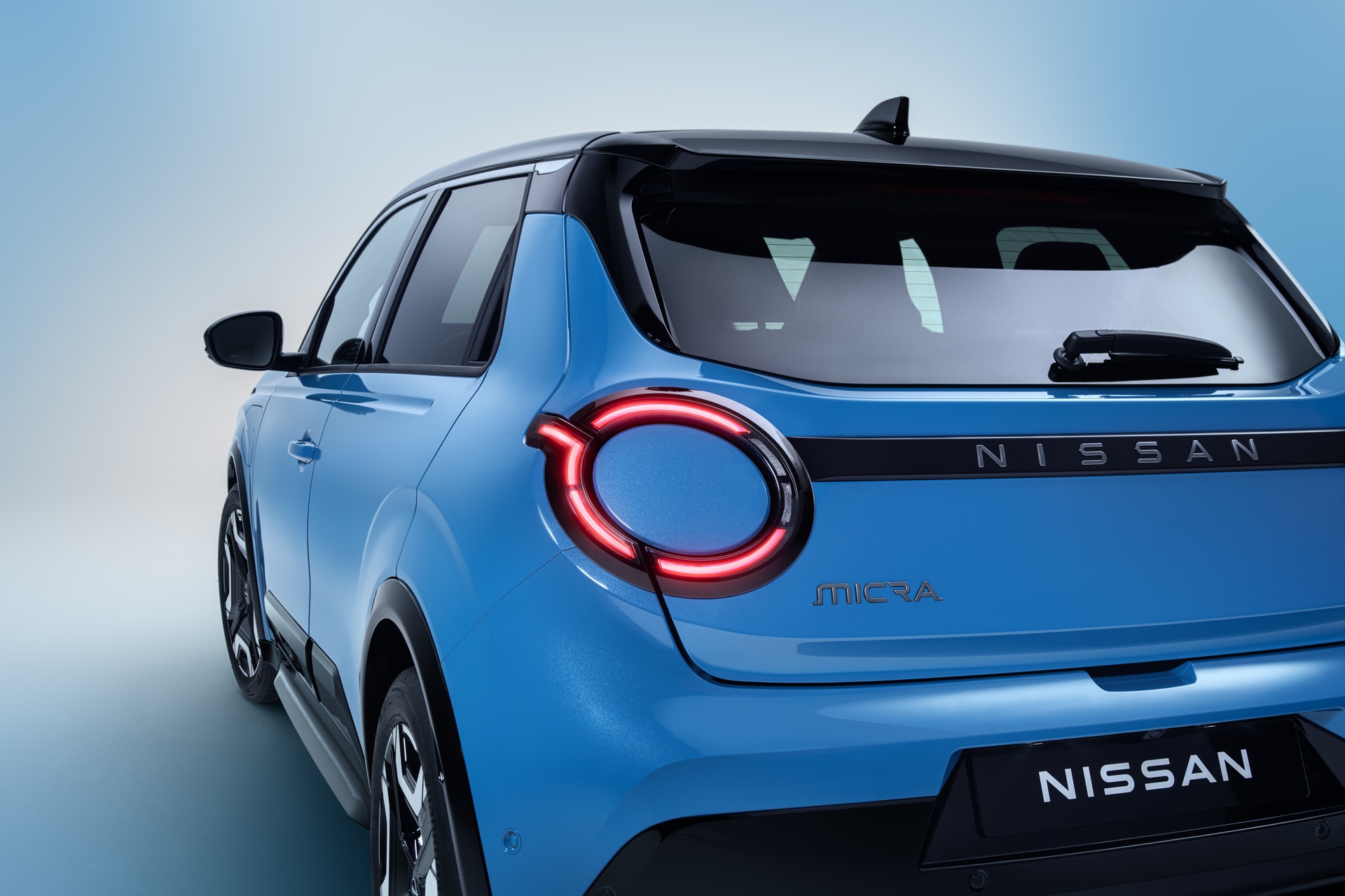 nissan,  micra,  nissan micra,  xe dien,  ev,  renault,  renault 5 e-tech,  hatchback,  hang b anh 9