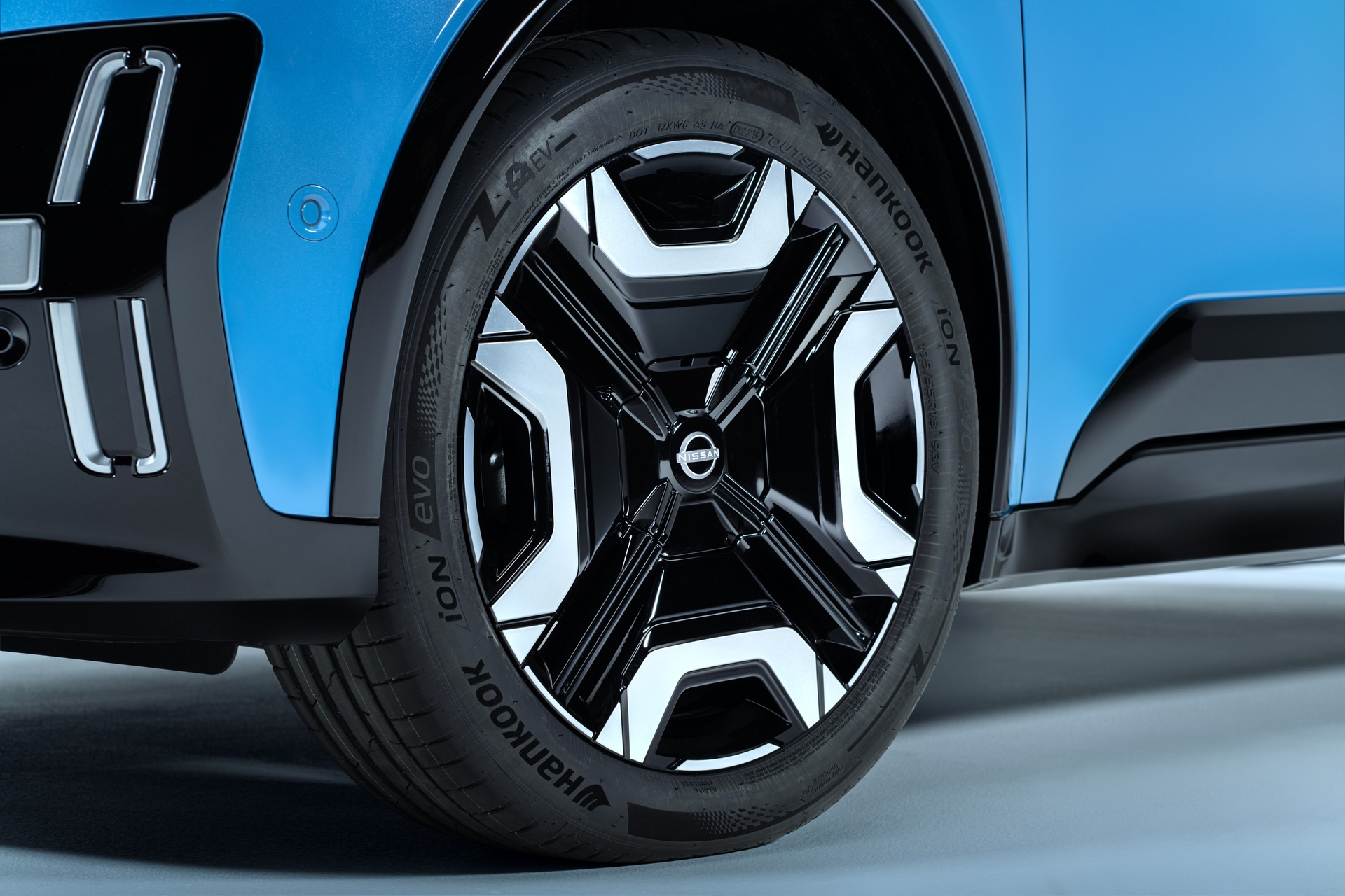 nissan,  micra,  nissan micra,  xe dien,  ev,  renault,  renault 5 e-tech,  hatchback,  hang b anh 7