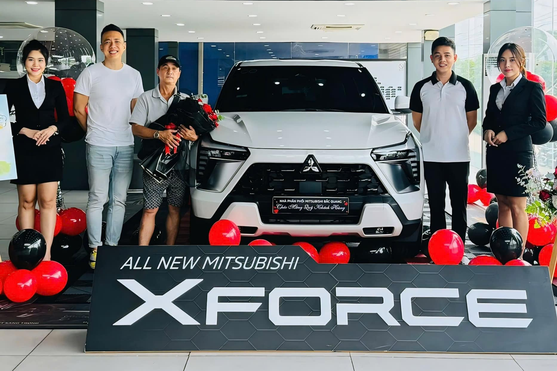 nguyen quoc vu,  doan di bang,  thai cong,  hang gia,  bo suu tap xe,  lamborghini,  ducati,  bentley,  mercedes,  urus,  ktm anh 15