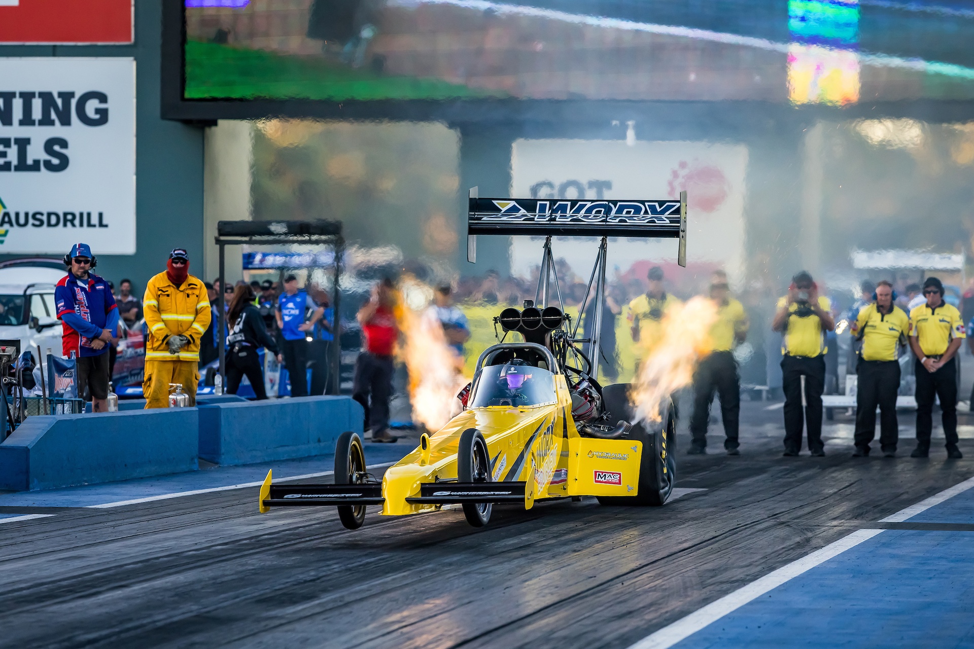 xang,  xang xe dua,  dat do,  xe dua,  f1,  nascar,  drag,  drag racing,  the thuc 1,  top fuel,  e10,  octane,  nitromethane anh 4