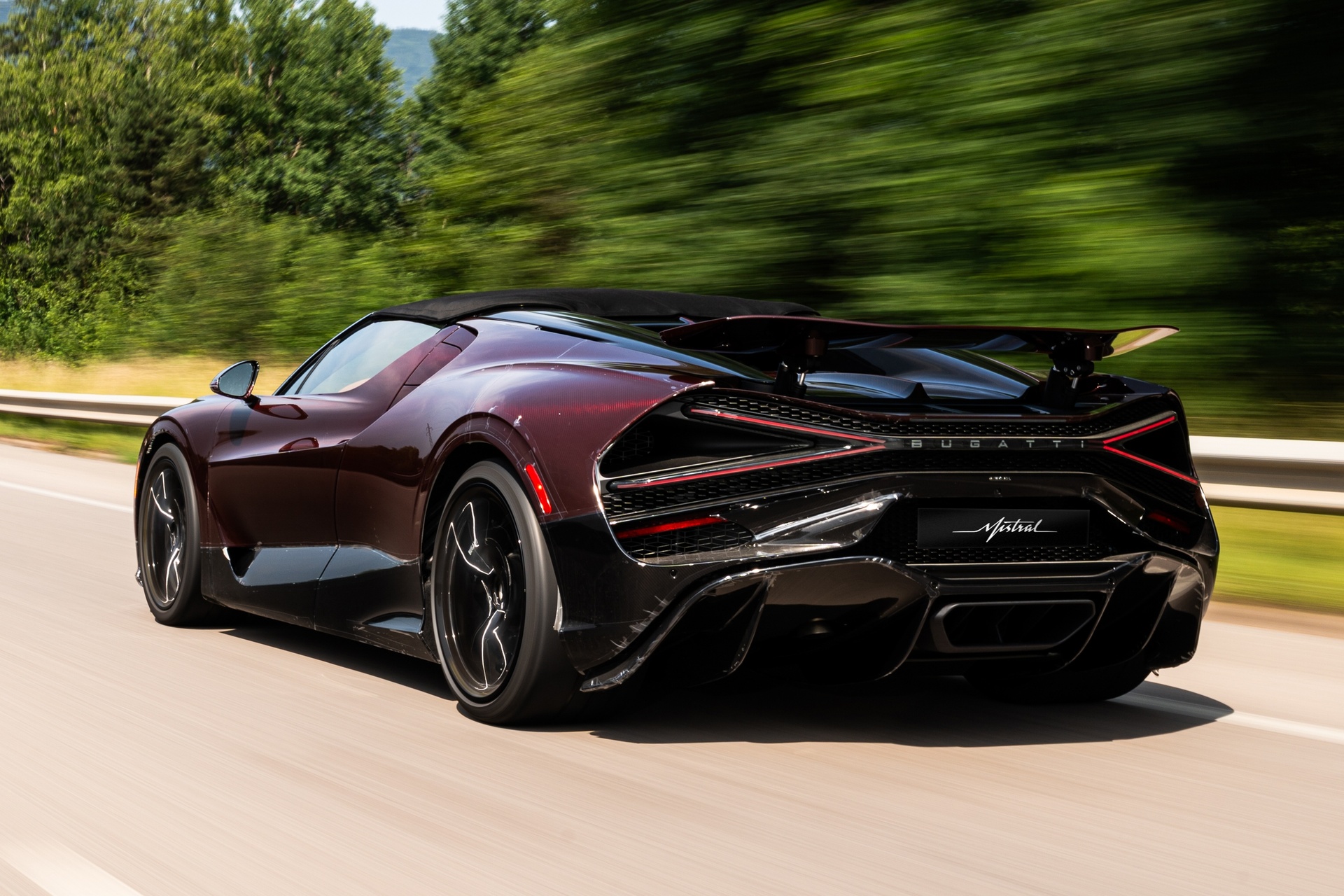 sieu xe,  hypercar,  bugatti,  bugatti w16 mistral,  bugatti mistral,  w16,  thu nghiem,  chiron,  veyron,  tourbillon anh 7
