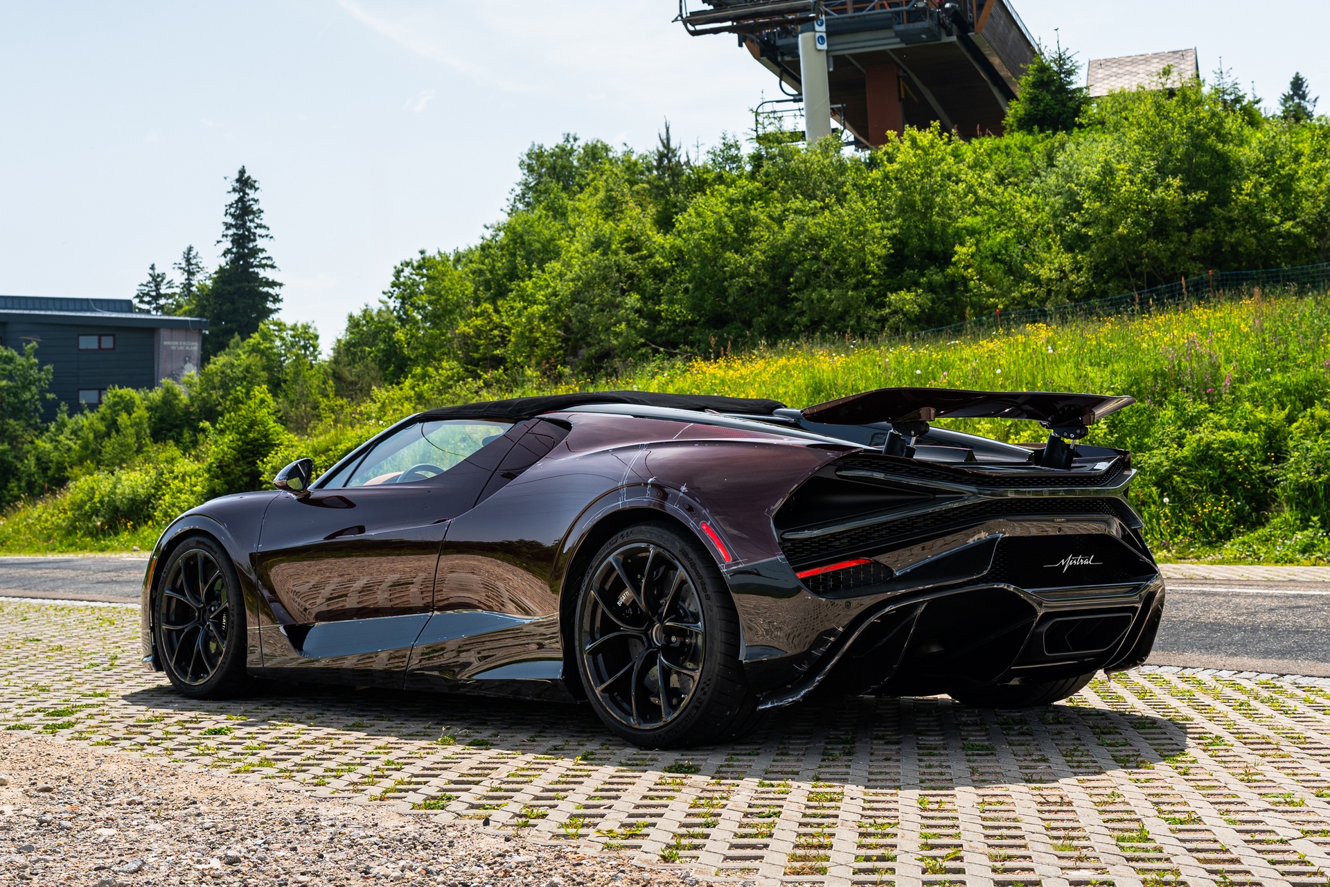 sieu xe,  hypercar,  bugatti,  bugatti w16 mistral,  bugatti mistral,  w16,  thu nghiem,  chiron,  veyron,  tourbillon anh 13