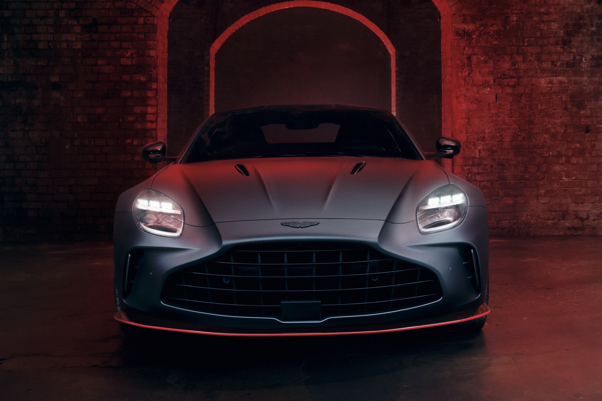 aston martin,  vantage,  vantage s,  aston martin vantage,  aston martin vantage s,  sieu xe,  v8,  Goodwood Festival of Speed anh 3