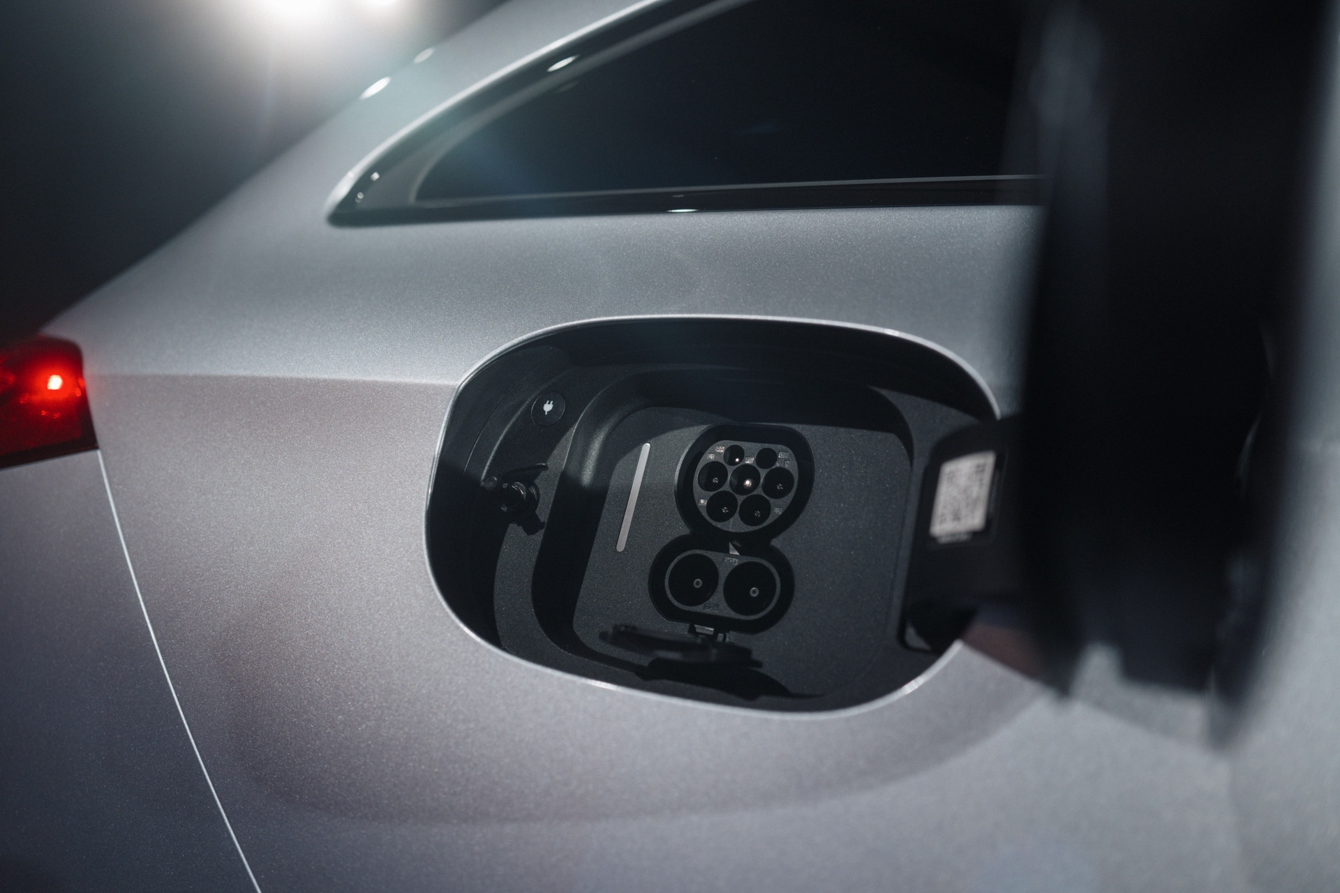 xe dien,  ev,  eq,  mercedes,  mercedes-benz,  cla,  cla shooting brake,  cla shooting brake eq anh 12