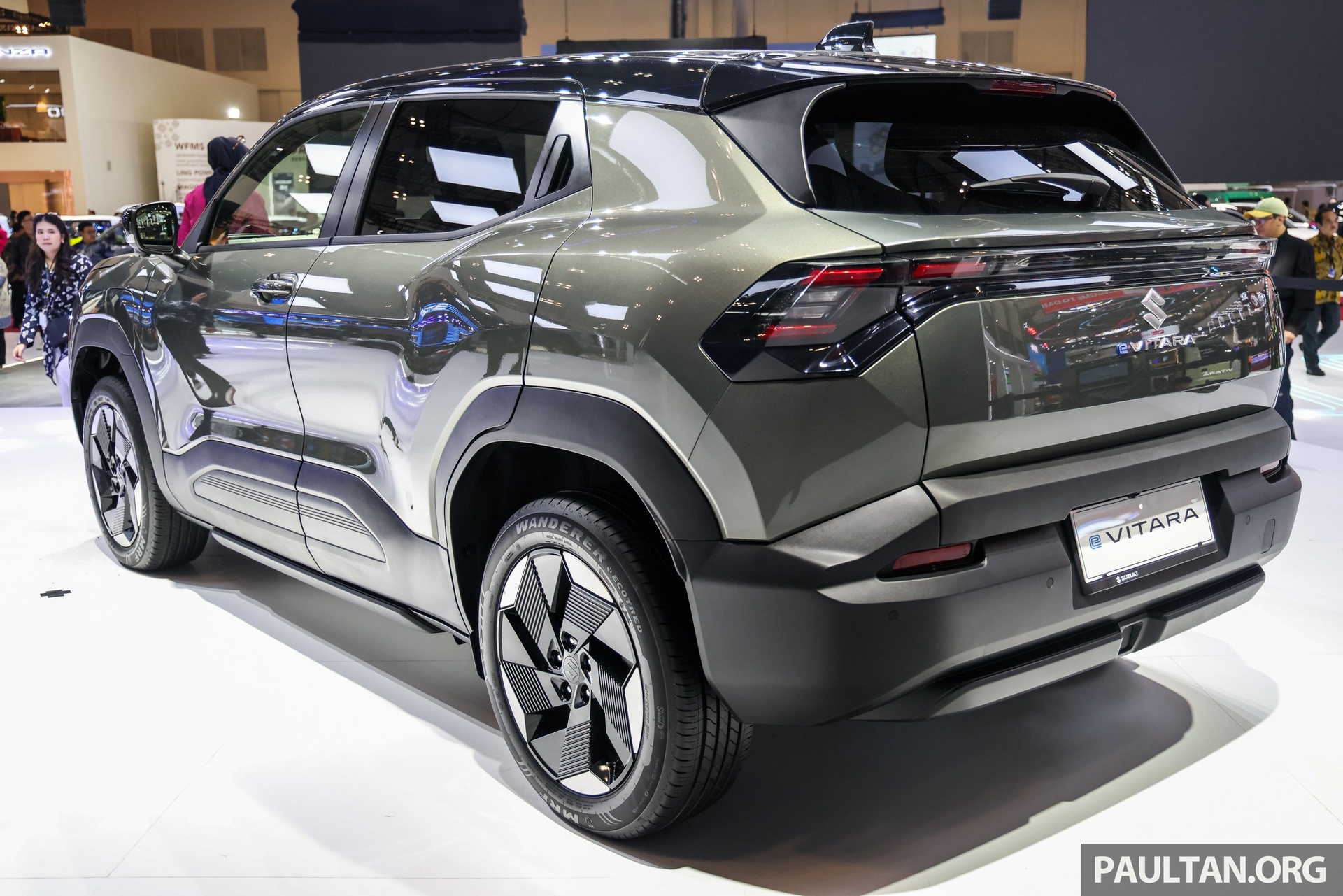 suzuki,  e Vitara,  suzuki e Vitara,  suv,  suv hang b,  hang b,  Heartech-e,  Toyota Urban Cruiser,  Toyota,  Urban Cruiser anh 2