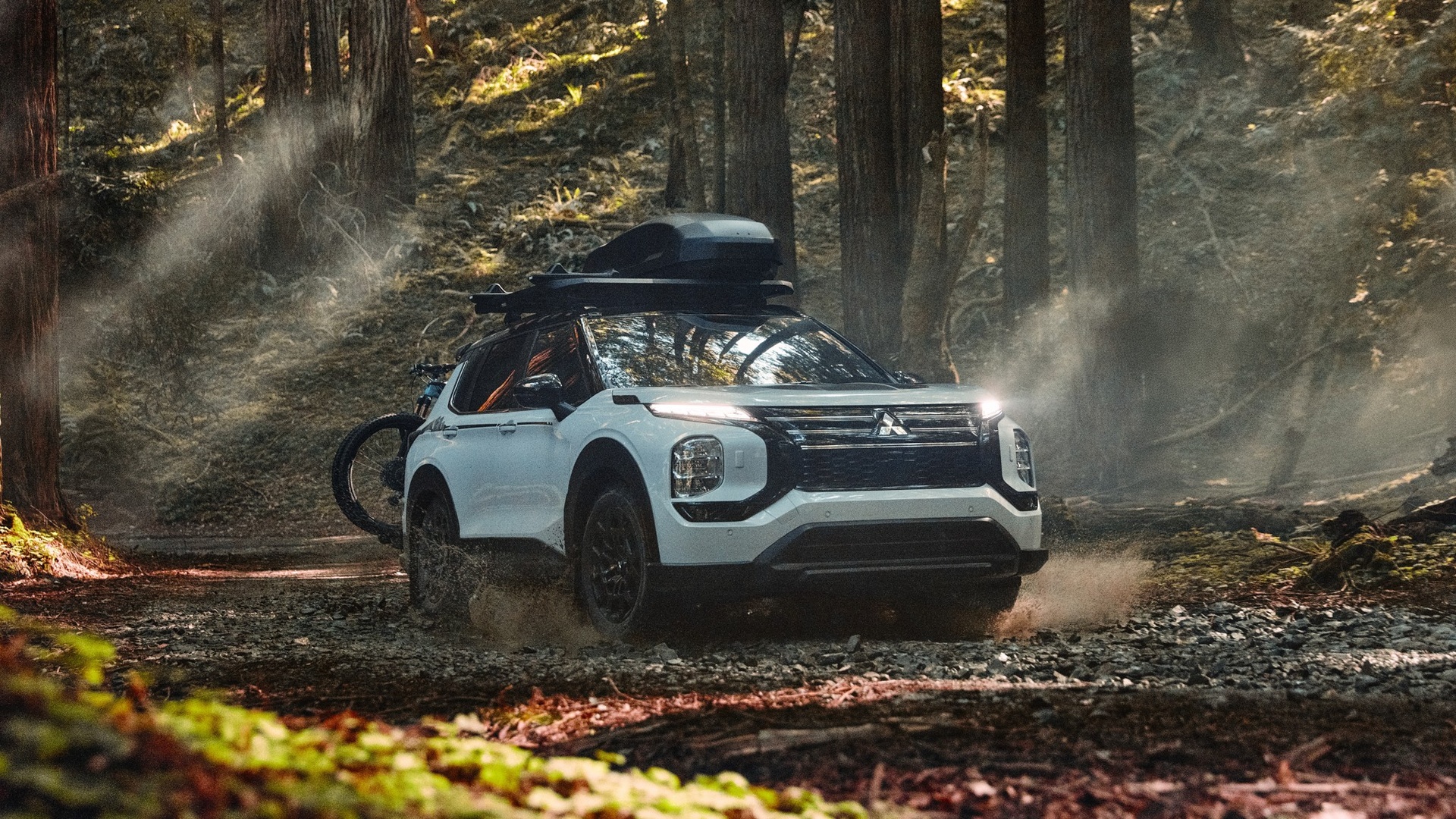 Outlander Trail Edition,  Mitsubishi,  Mitsubishi Destinator,  Trail Edition,  off-road,  dia hinh,  suv,  suv hang c anh 1