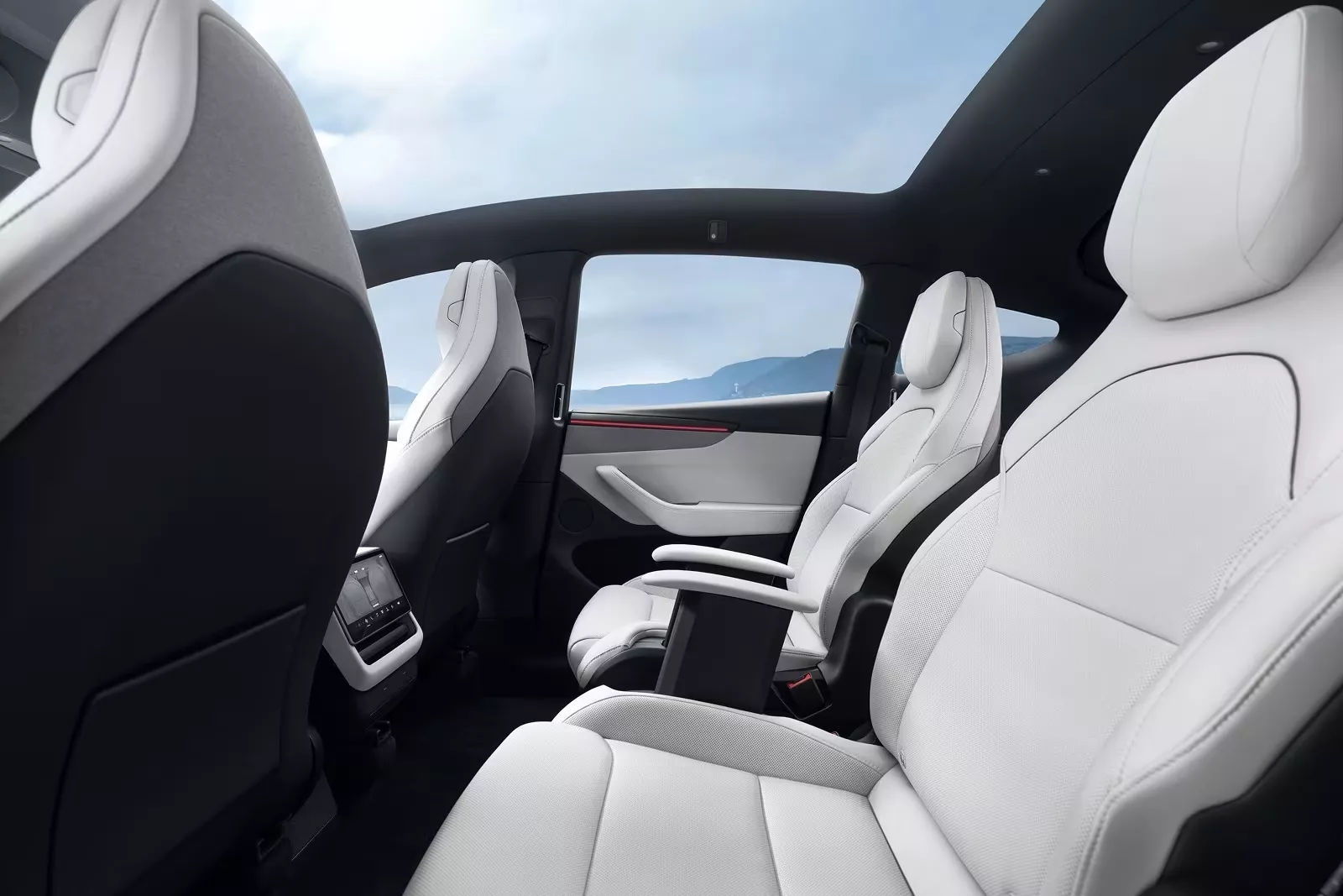 xe dien,  ev,  tesla,  tesla model y,  model y,  model y l,  tesla model y l,  truc co so,  trung quoc anh 7