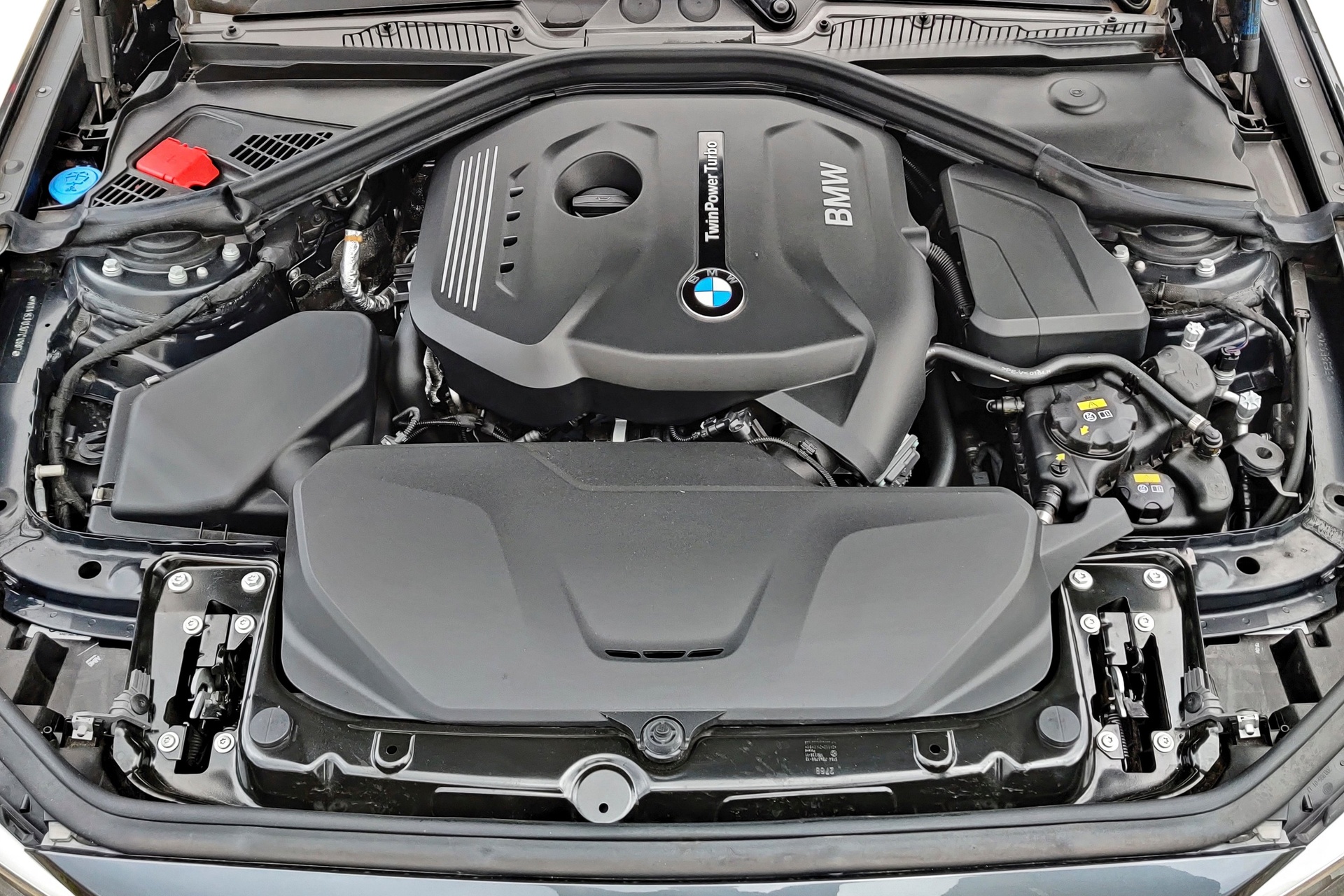 bmw,  mercedes-benz,  dong co,  xe dien,  hybrid,  phev,  mhev,  erev,  hop tac anh 3