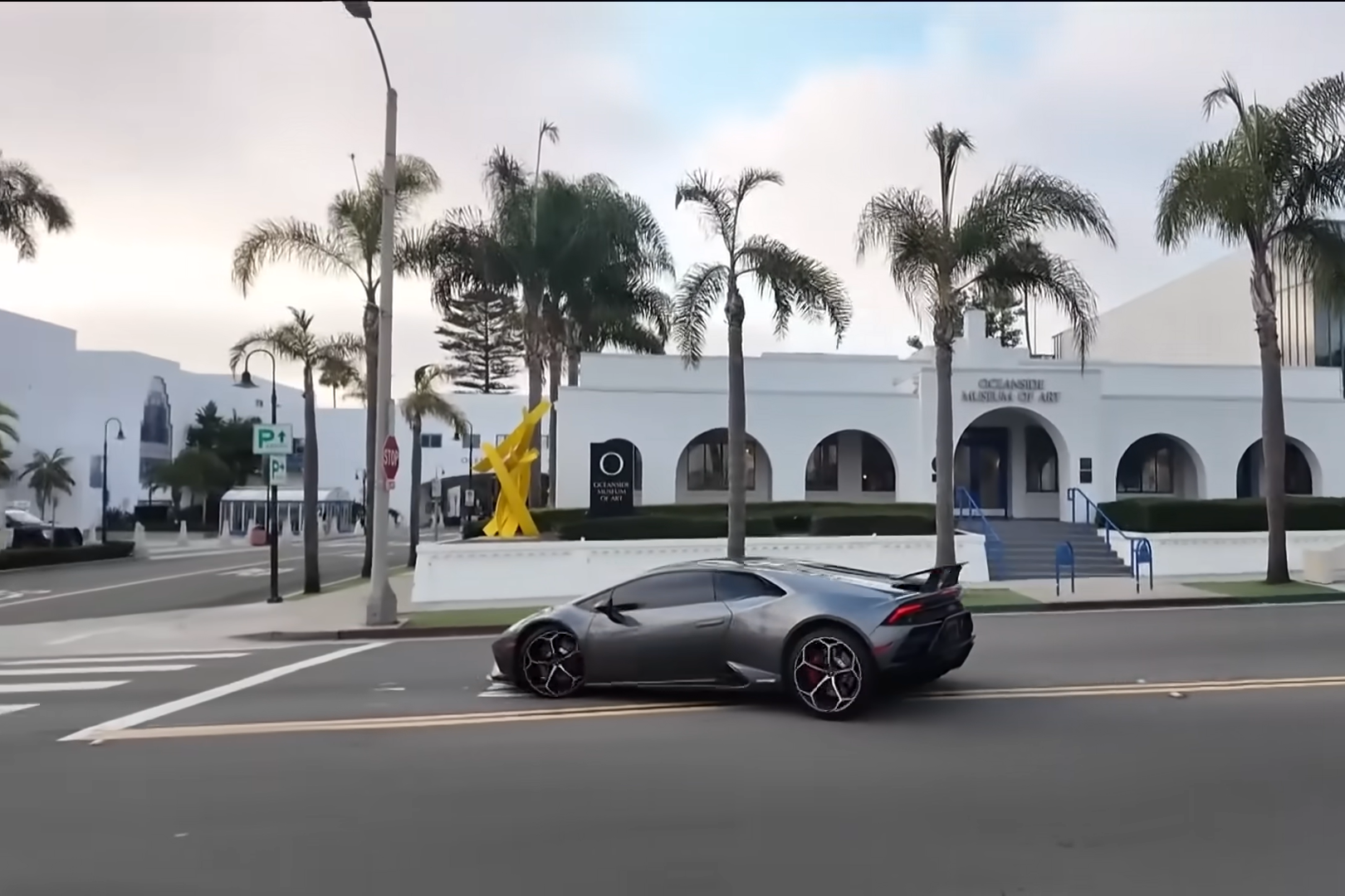 Lamborghini Huracan Evo RWD,  Huracan LP 580-2,  Lamborghini Huracan,  huracan,  sieu xe,  danh cap,  an cap,  toi pham,  california,  lamborghini anh 12