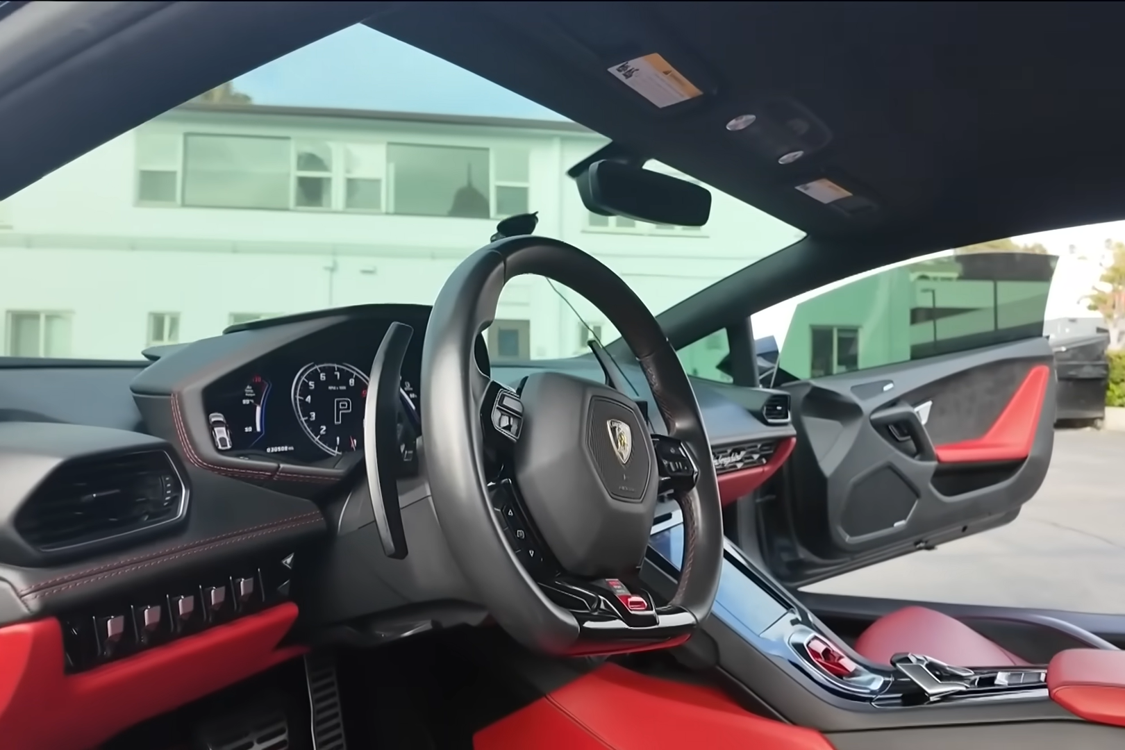 Lamborghini Huracan Evo RWD,  Huracan LP 580-2,  Lamborghini Huracan,  huracan,  sieu xe,  danh cap,  an cap,  toi pham,  california,  lamborghini anh 5
