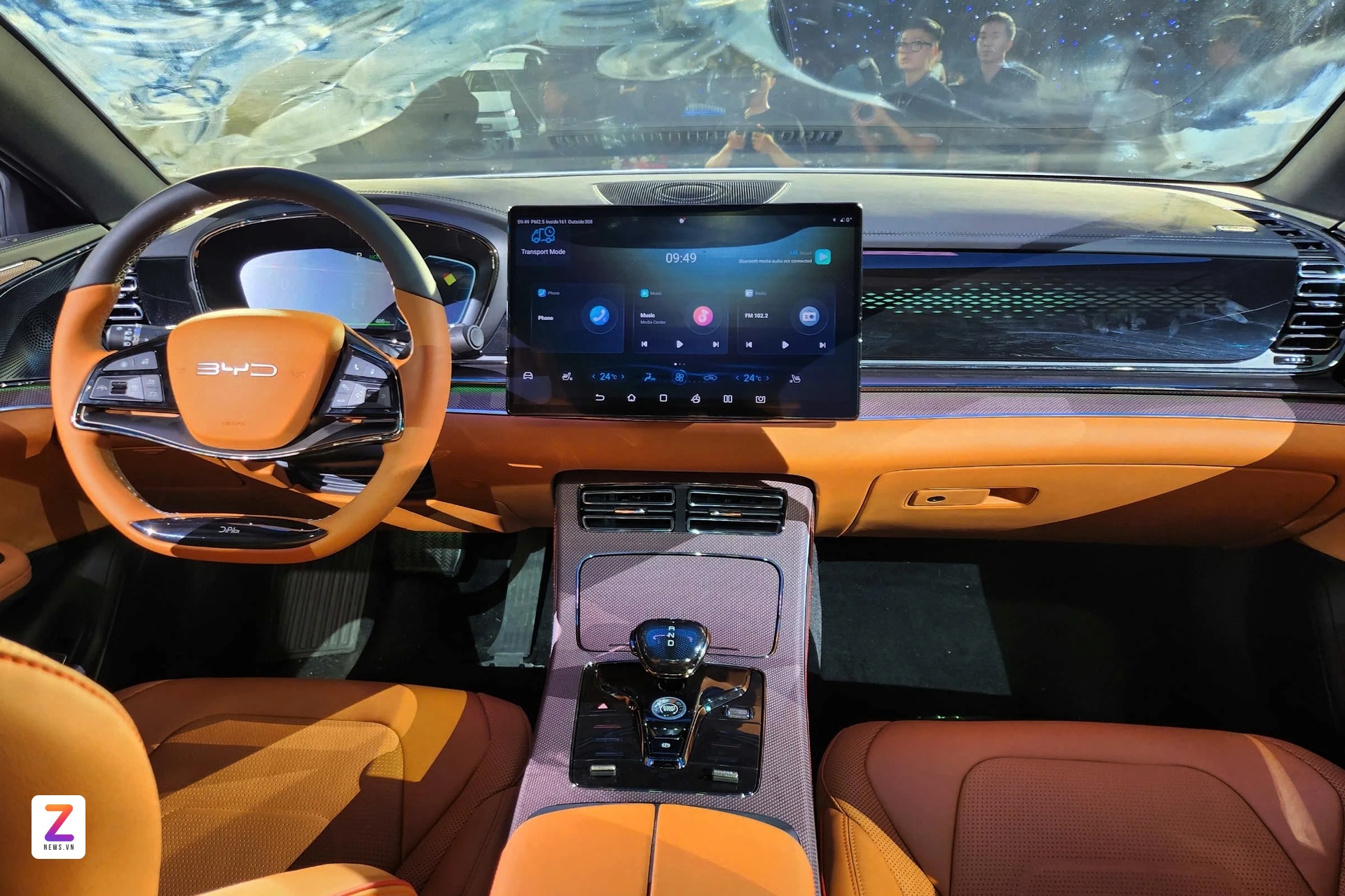 xe dien,  ev,  porsche,  taycan,  xiaomi,  su7,  tesla,  thiet ke,  can gio,  khi dong hoc,  an toan,  pin anh 4