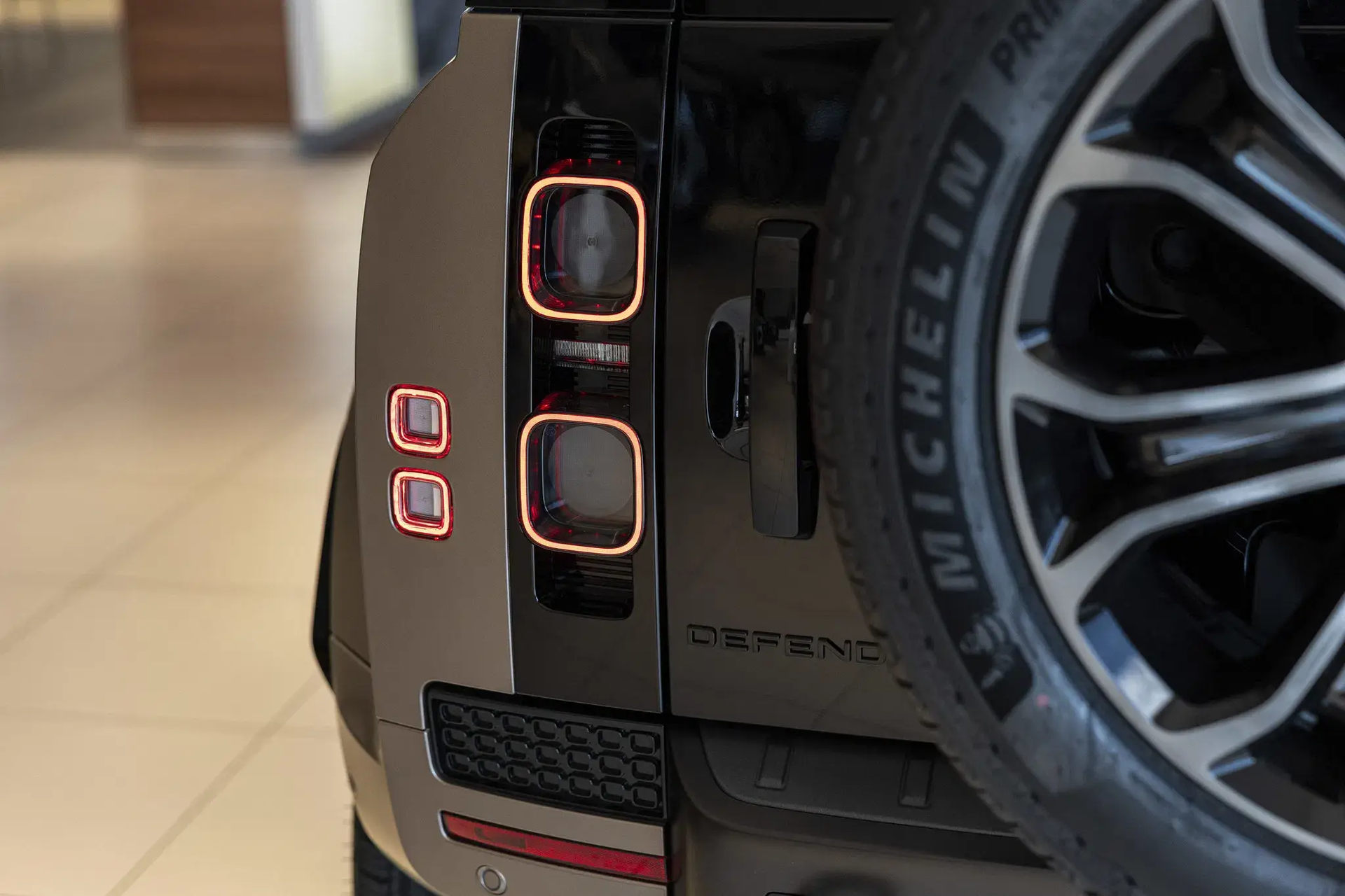 defender octa, defender, suv, hiệu năng cao, land rover ảnh 16 defender octa, defender, suv, hieu nang cao, land rover anh 16