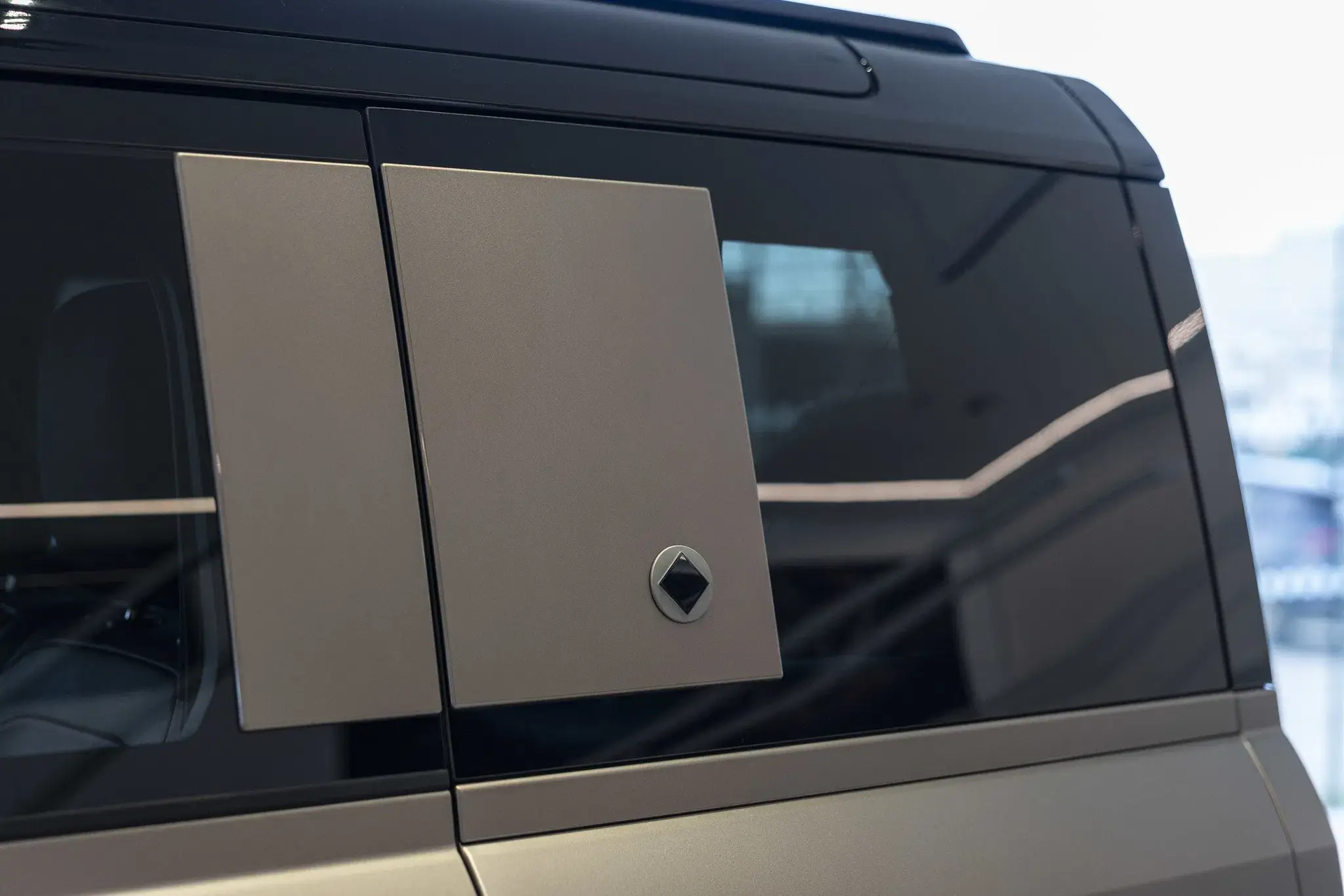 defender octa, defender, suv, hiệu năng cao, land rover ảnh 6 defender octa, defender, suv, hieu nang cao, land rover anh 6