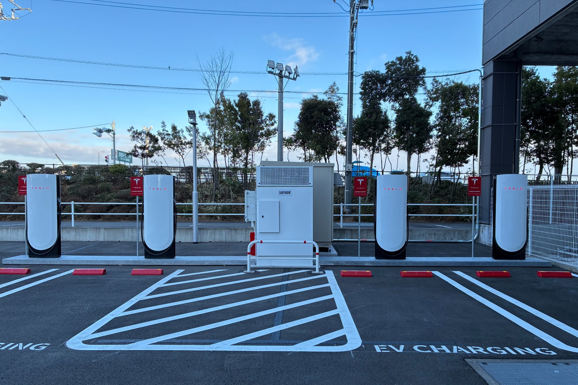 tesla, nhật bản, tesla nhật bản, xe điện, ev, supercharger ảnh 5 tesla, nhat ban, tesla nhat ban, xe dien, ev, supercharger anh 5