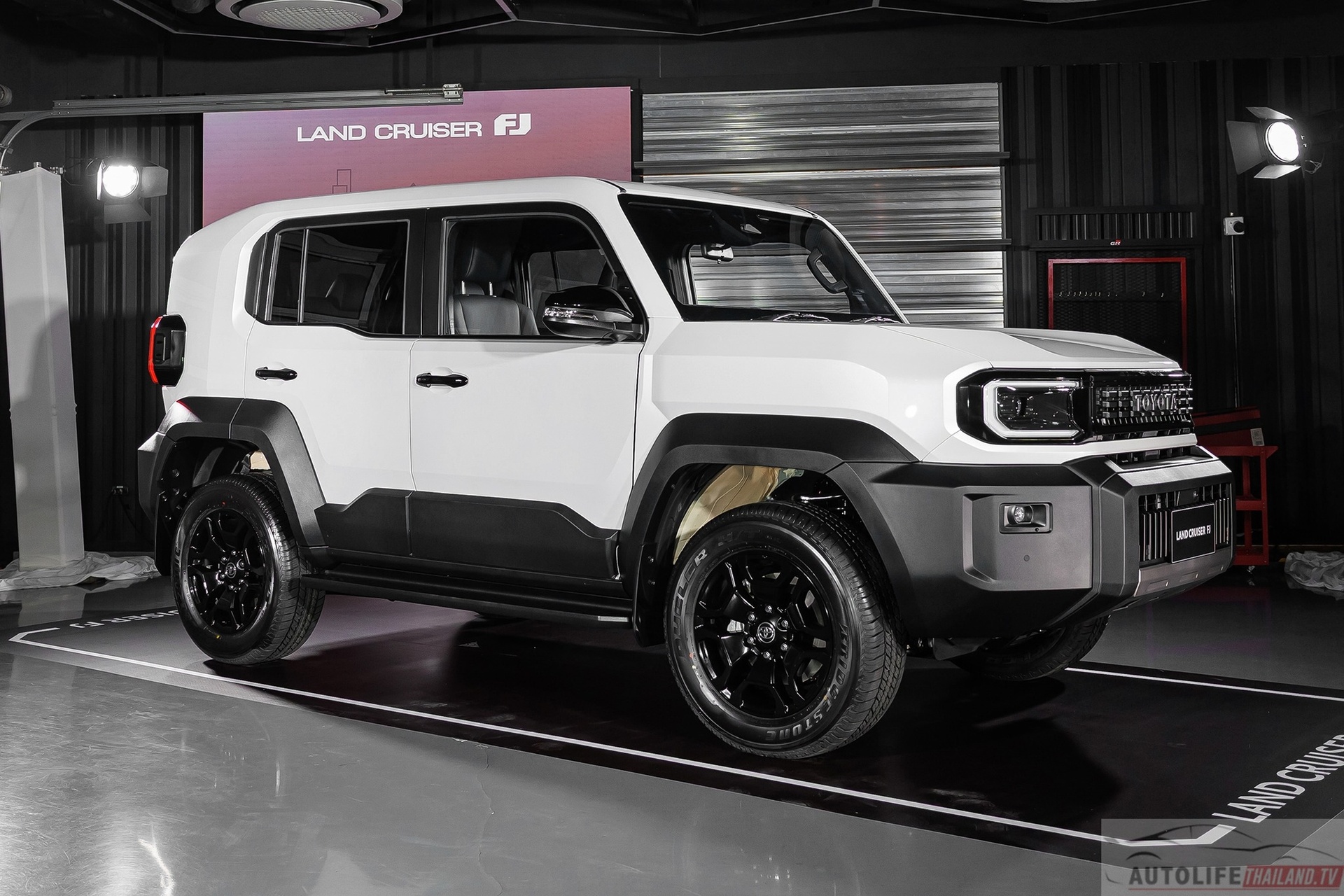 Toyota Land Cruiser FJ, land cruiser, fj, thái lan, việt nam, suv ảnh 1 Toyota Land Cruiser FJ, land cruiser, fj, thai lan, viet nam, suv anh 1