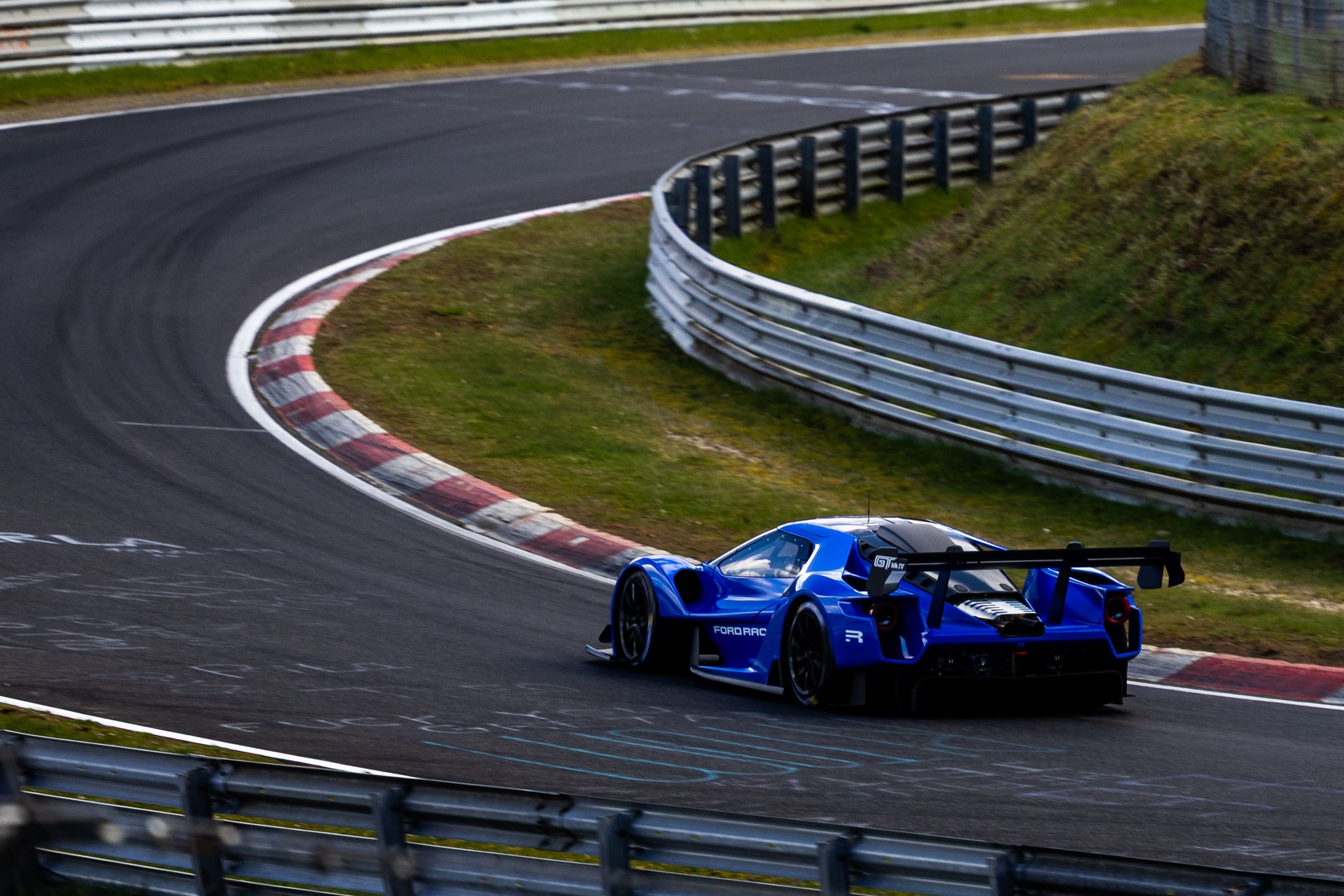 ford,  ford gt,  ford gt mk iv,  sieu xe,  nurburgring,  ky luc anh 9