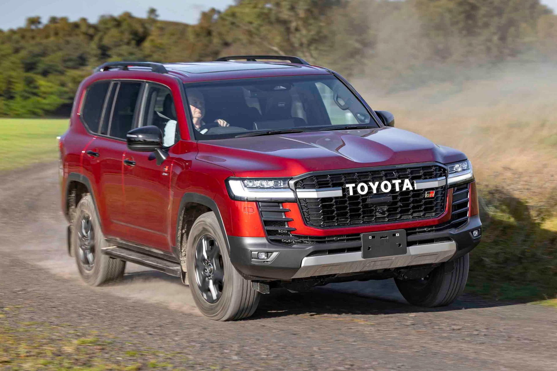 toyota land cruiser,  land cruiser 300,  toyota,  nhat ban,  australia,  hybrid,  performance hybrid,  gr sport,  sahara zx,  suv anh 8
